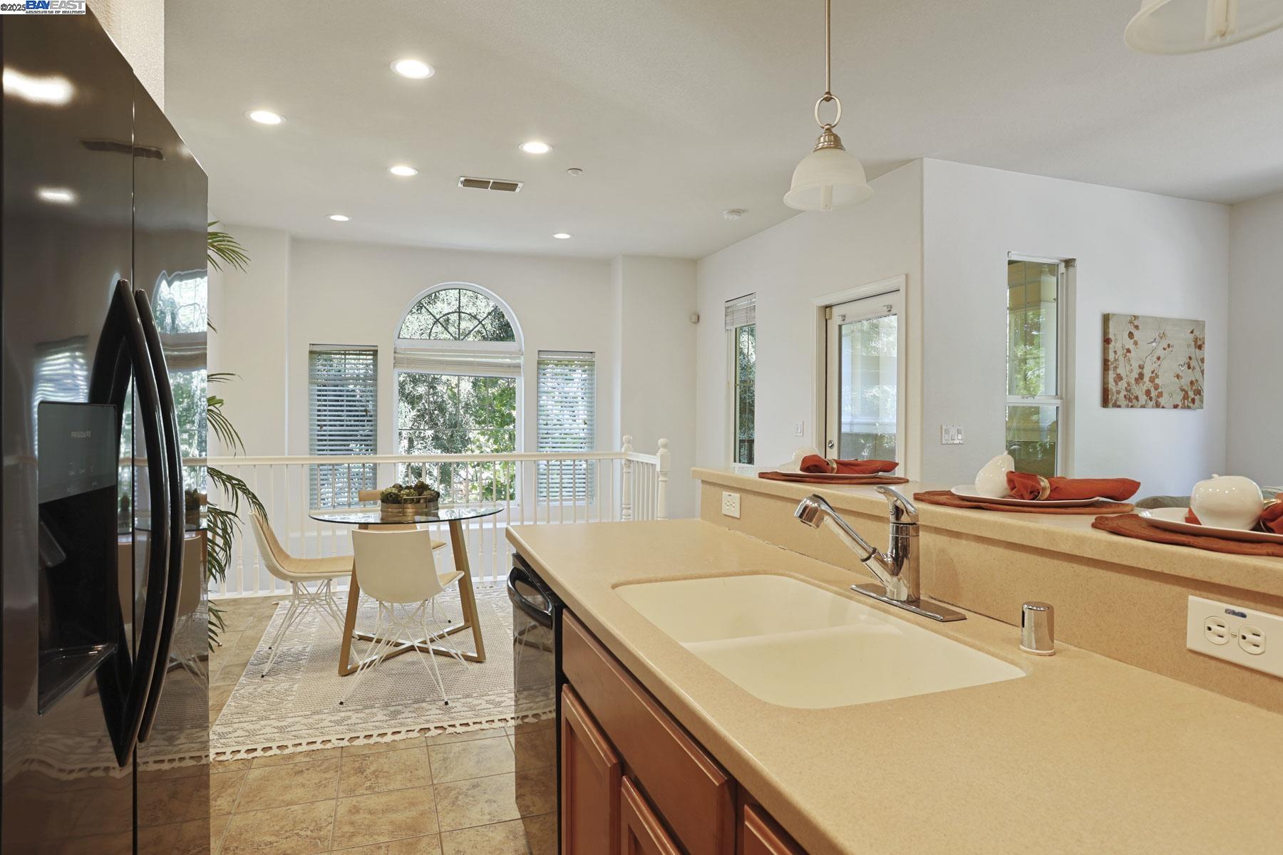 Detail Gallery Image 29 of 39 For 292 W Lucita Way, Mountain House,  CA 95391 - 2 Beds | 2 Baths