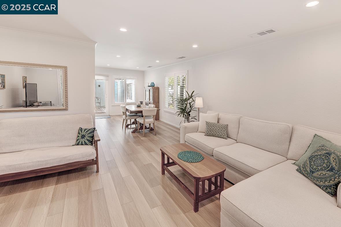 Photo #9: 41106488 Listing: Photo #9