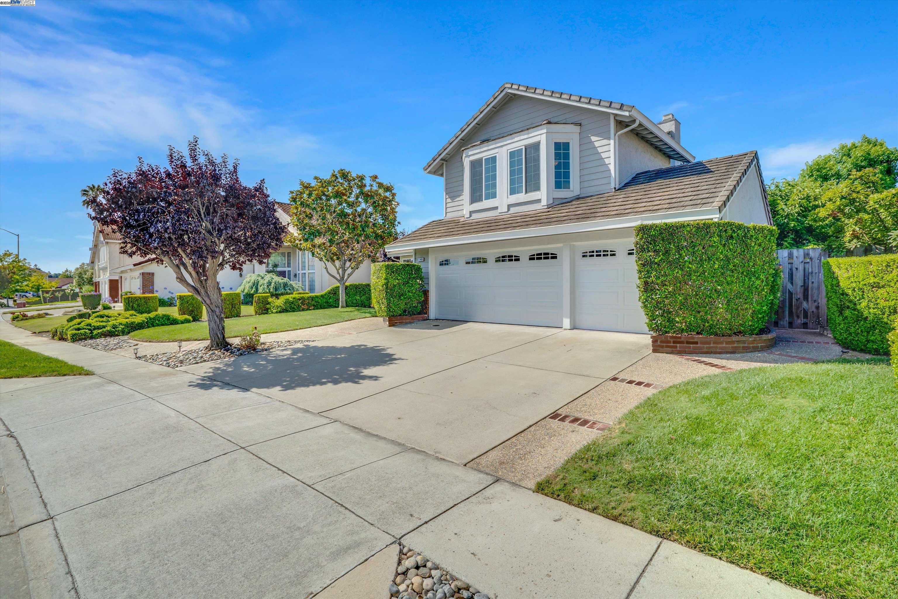 Detail Gallery Image 3 of 44 For 33499 Quail Run Rd, Fremont,  CA 94555 - 4 Beds | 2/1 Baths