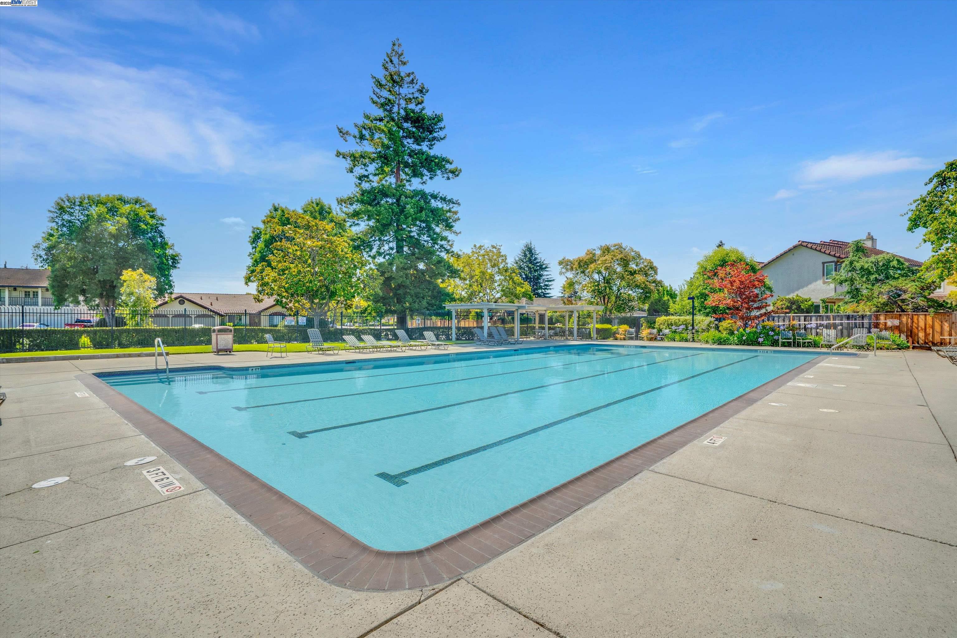 Detail Gallery Image 37 of 44 For 33499 Quail Run Rd, Fremont,  CA 94555 - 4 Beds | 2/1 Baths
