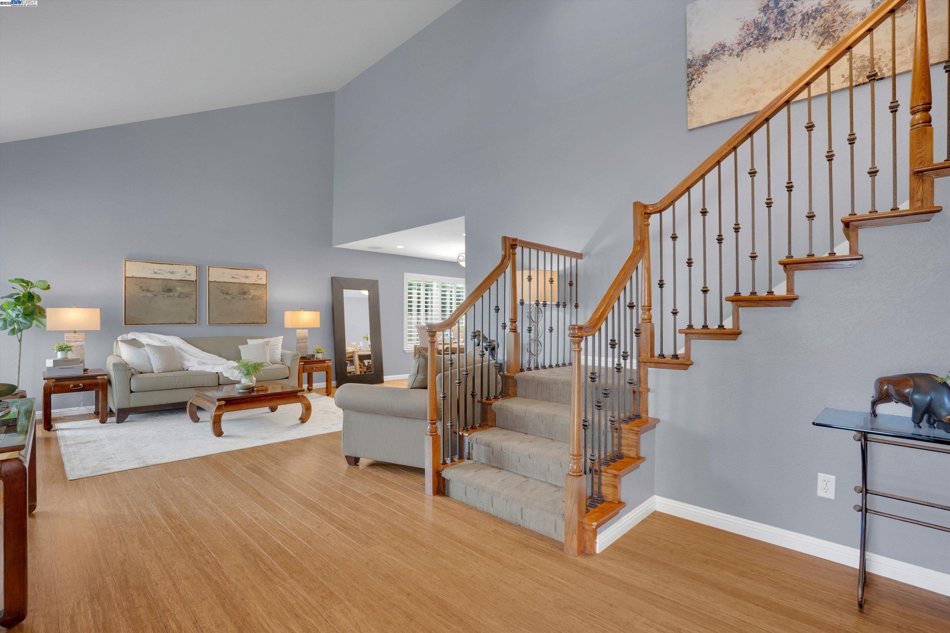 Detail Gallery Image 5 of 44 For 33499 Quail Run Rd, Fremont,  CA 94555 - 4 Beds | 2/1 Baths