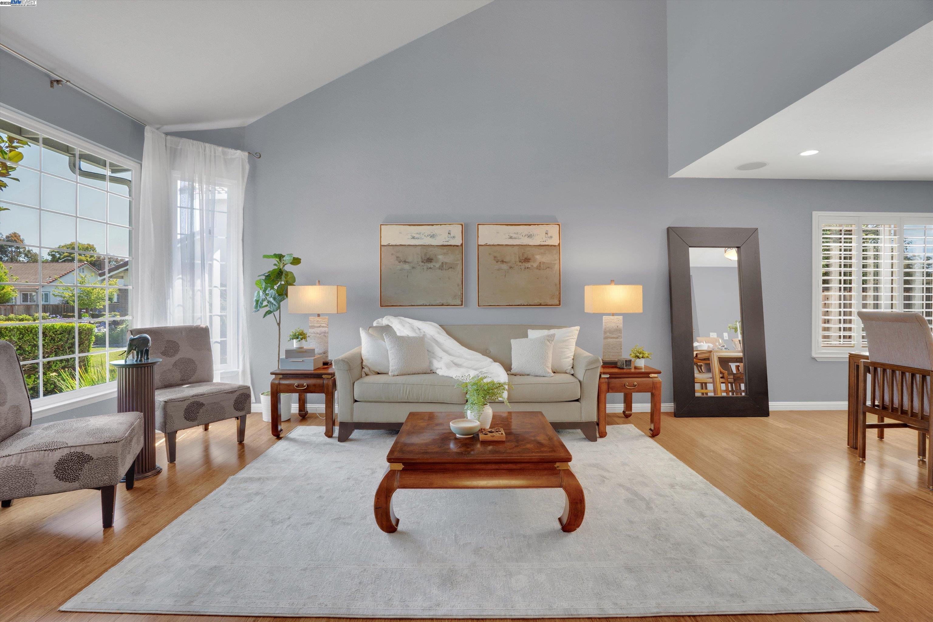 Detail Gallery Image 6 of 44 For 33499 Quail Run Rd, Fremont,  CA 94555 - 4 Beds | 2/1 Baths