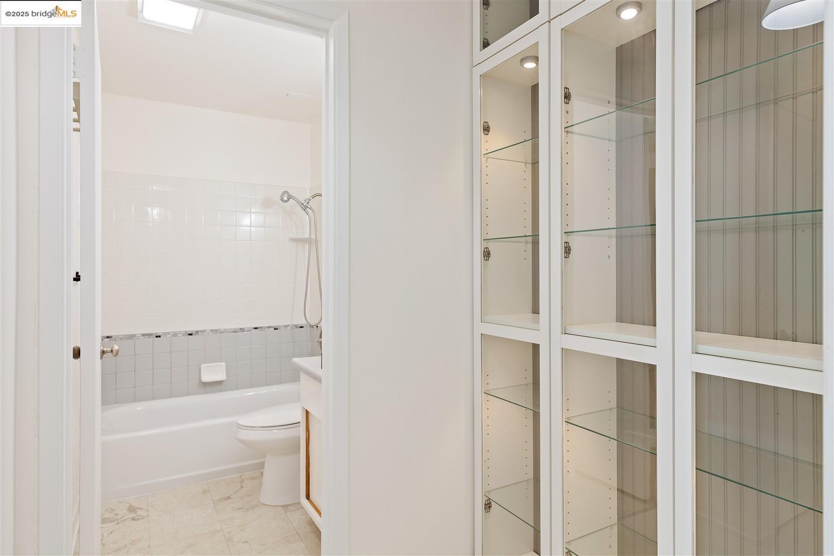 Photo #13: 41106497 Listing: Photo #13