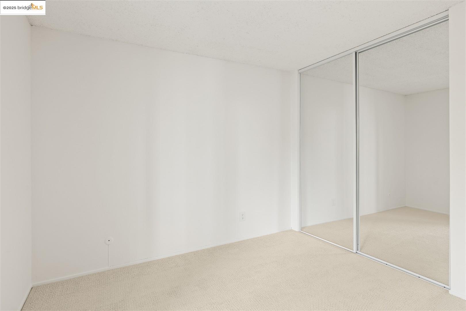 Detail Gallery Image 16 of 56 For 7 Commodore Dr #A355,  Emeryville,  CA 94608 - 1 Beds | 1 Baths
