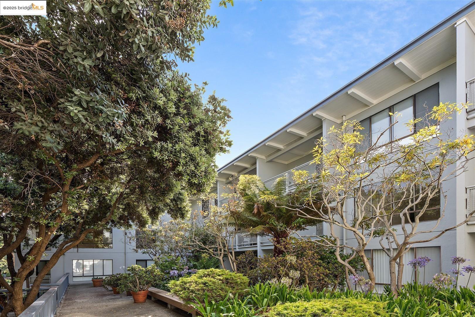 Detail Gallery Image 25 of 56 For 7 Commodore Dr #A355,  Emeryville,  CA 94608 - 1 Beds | 1 Baths