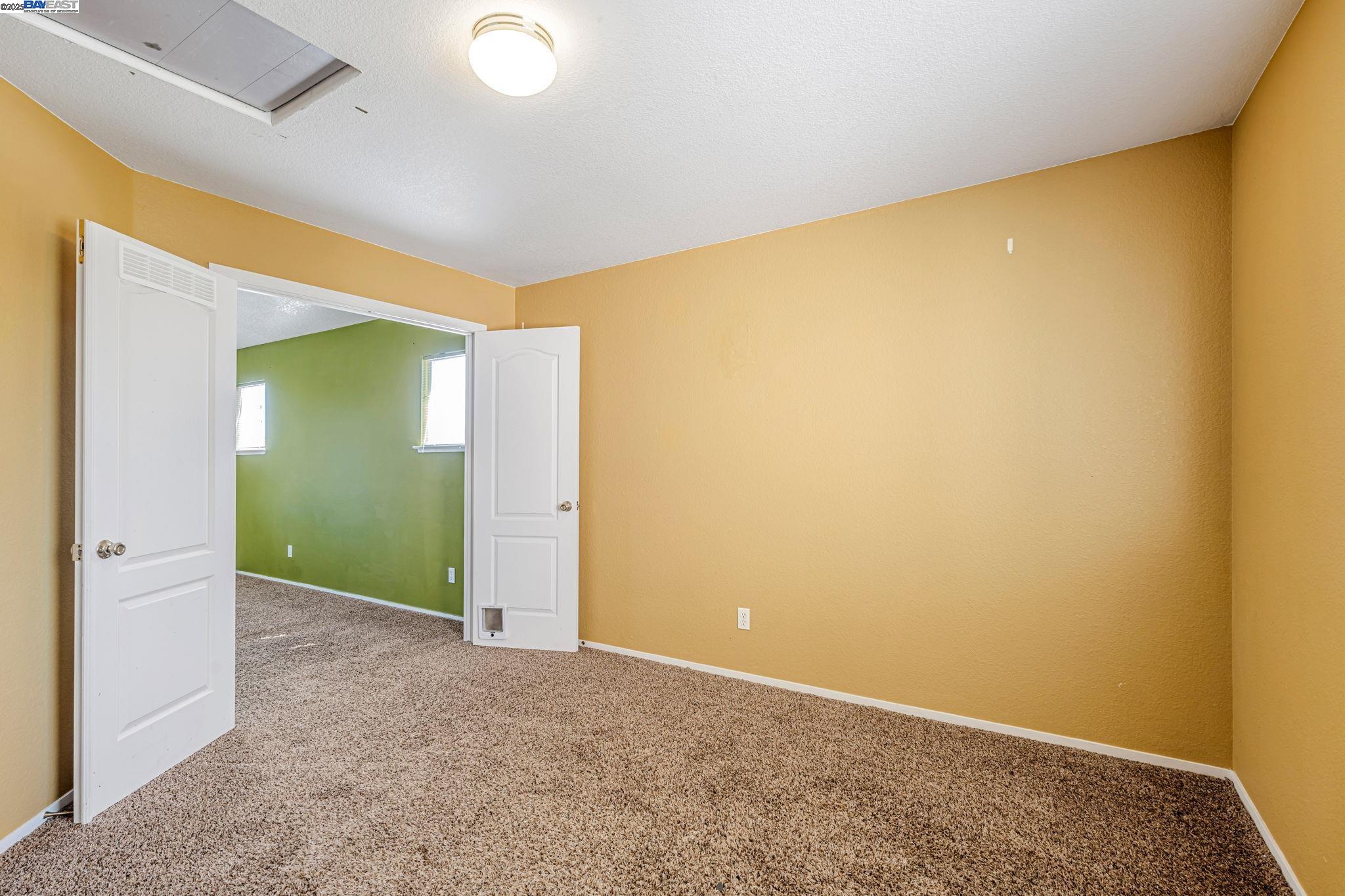 Detail Gallery Image 27 of 43 For 1786 Bergthold Ct, Manteca,  CA 95336 - 4 Beds | 2/1 Baths