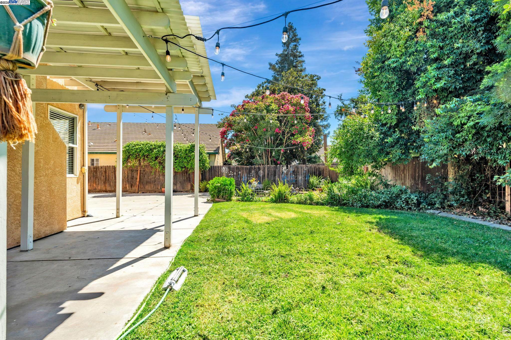 Detail Gallery Image 36 of 43 For 1786 Bergthold Ct, Manteca,  CA 95336 - 4 Beds | 2/1 Baths
