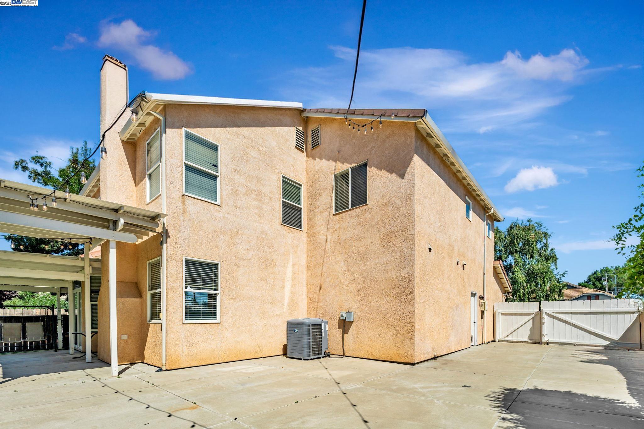 Detail Gallery Image 39 of 43 For 1786 Bergthold Ct, Manteca,  CA 95336 - 4 Beds | 2/1 Baths