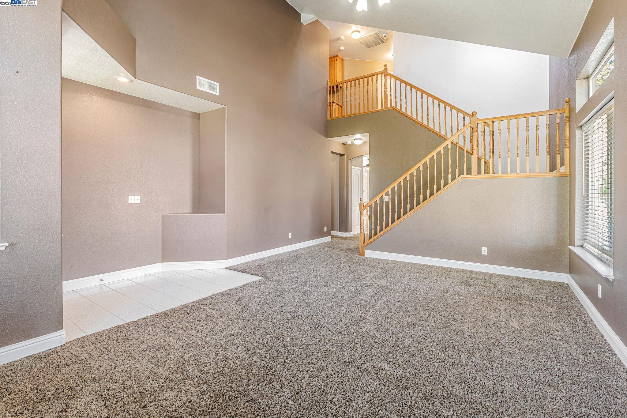 Detail Gallery Image 8 of 43 For 1786 Bergthold Ct, Manteca,  CA 95336 - 4 Beds | 2/1 Baths