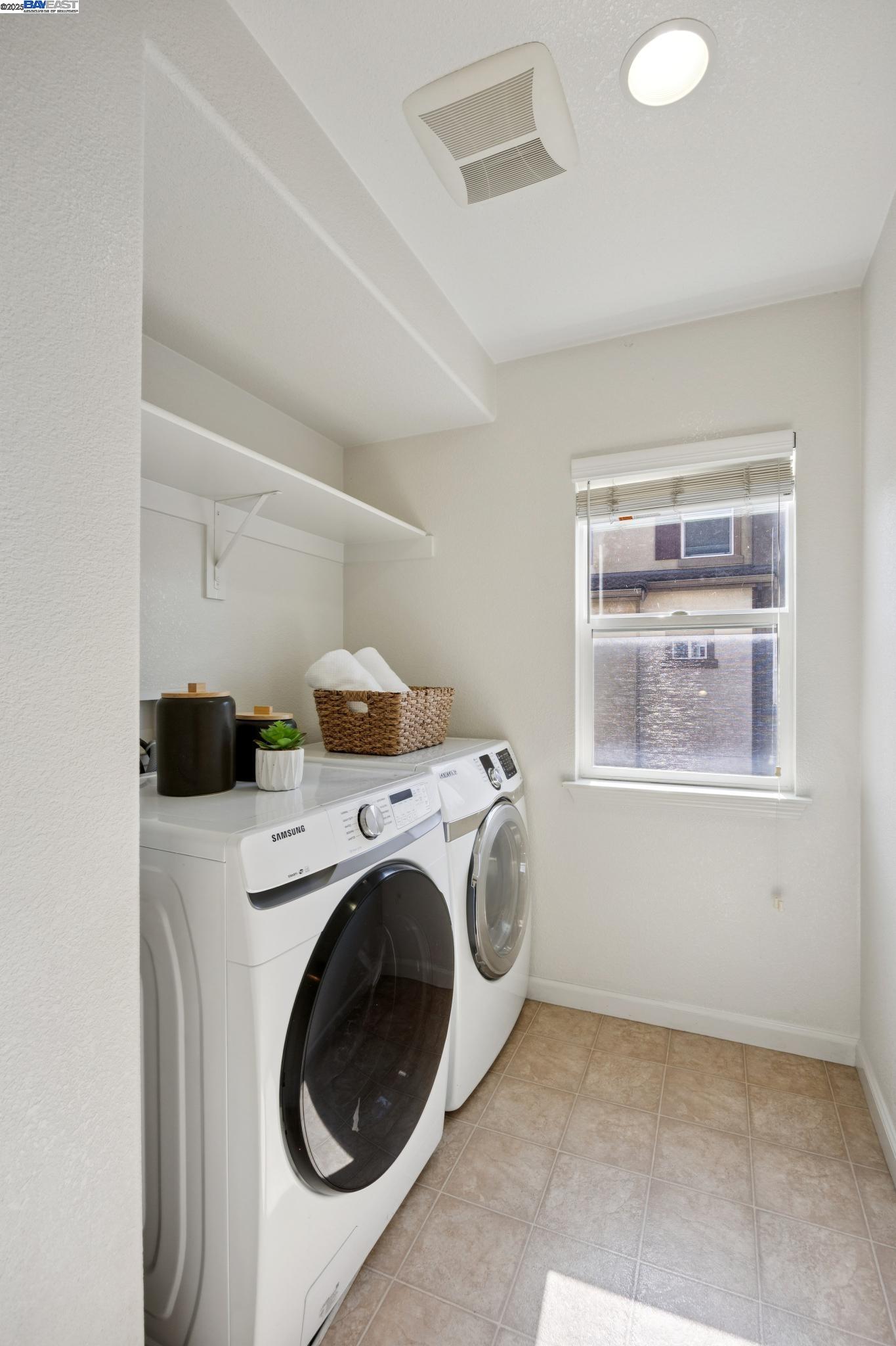 Detail Gallery Image 28 of 43 For 124 Montevina Way, Hayward,  CA 94545 - 3 Beds | 3/1 Baths