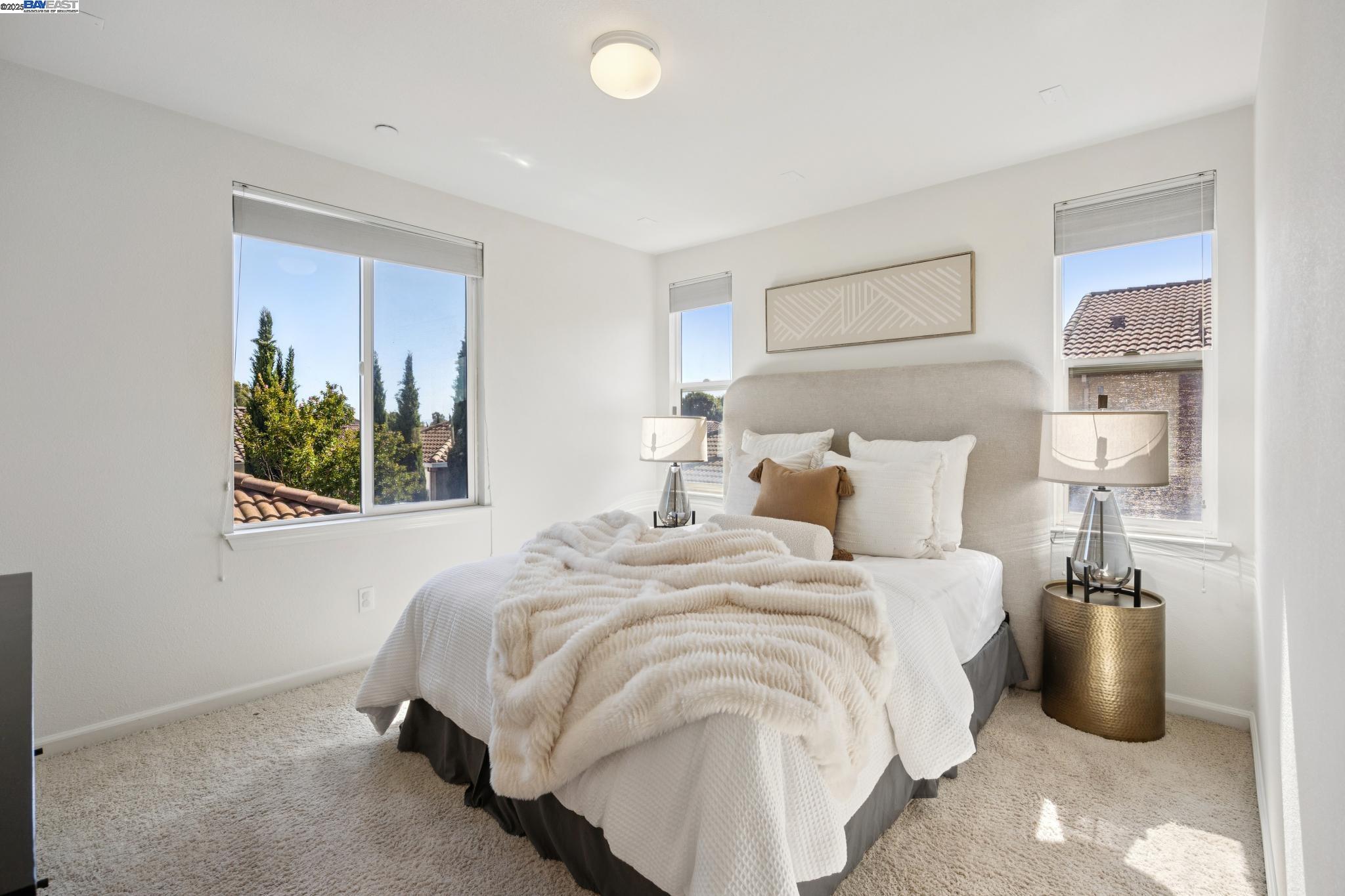 Detail Gallery Image 32 of 43 For 124 Montevina Way, Hayward,  CA 94545 - 3 Beds | 3/1 Baths