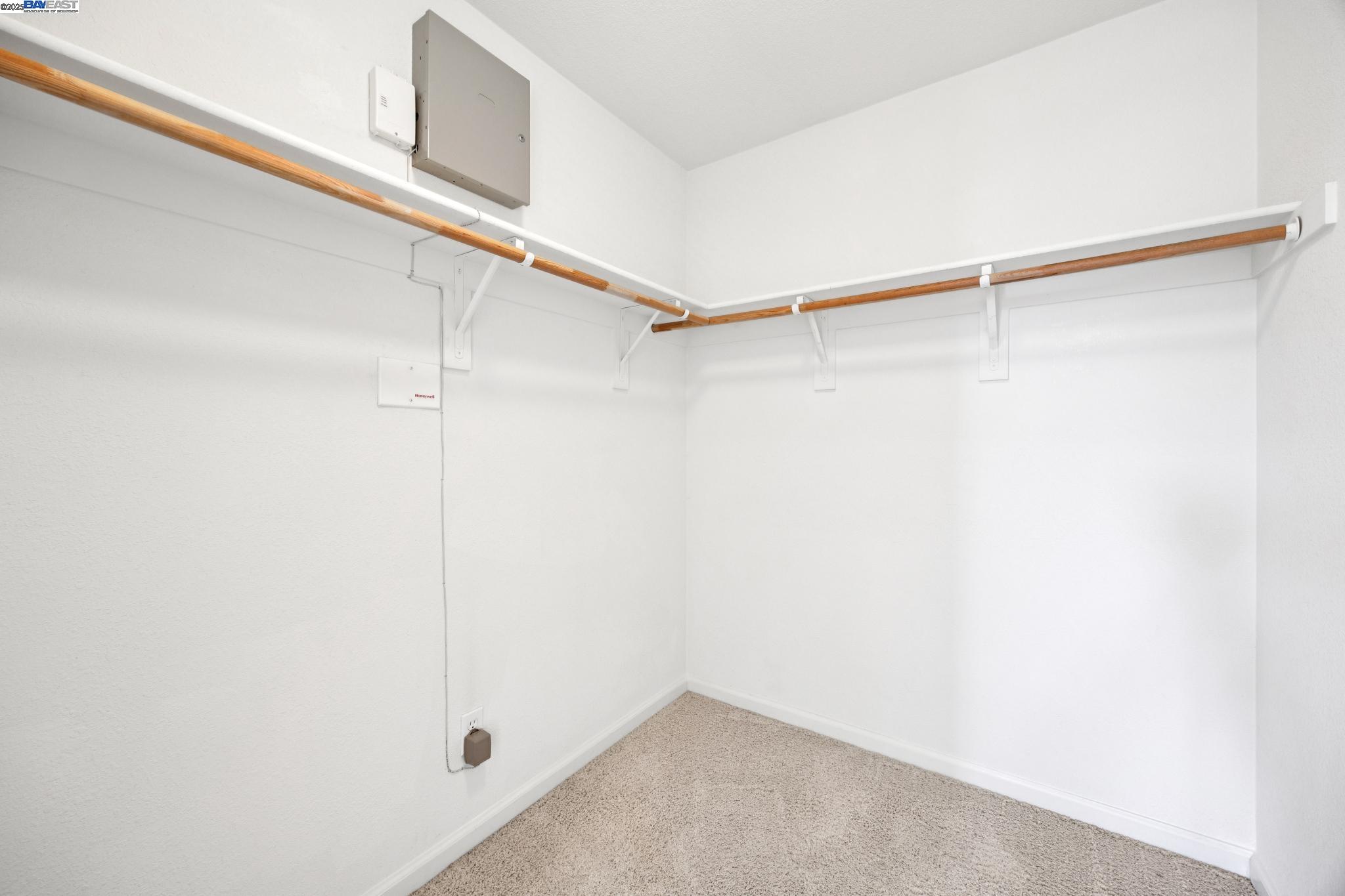Detail Gallery Image 34 of 43 For 124 Montevina Way, Hayward,  CA 94545 - 3 Beds | 3/1 Baths