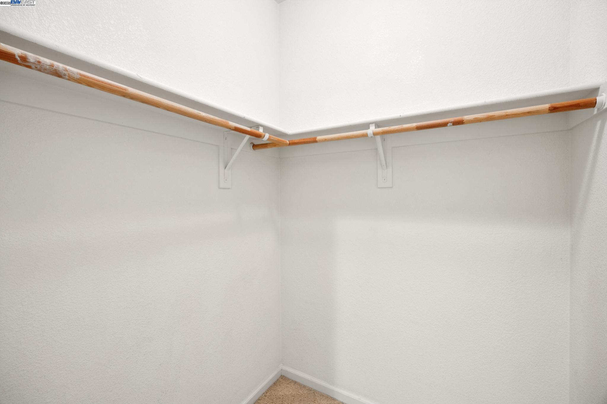 Detail Gallery Image 8 of 43 For 124 Montevina Way, Hayward,  CA 94545 - 3 Beds | 3/1 Baths