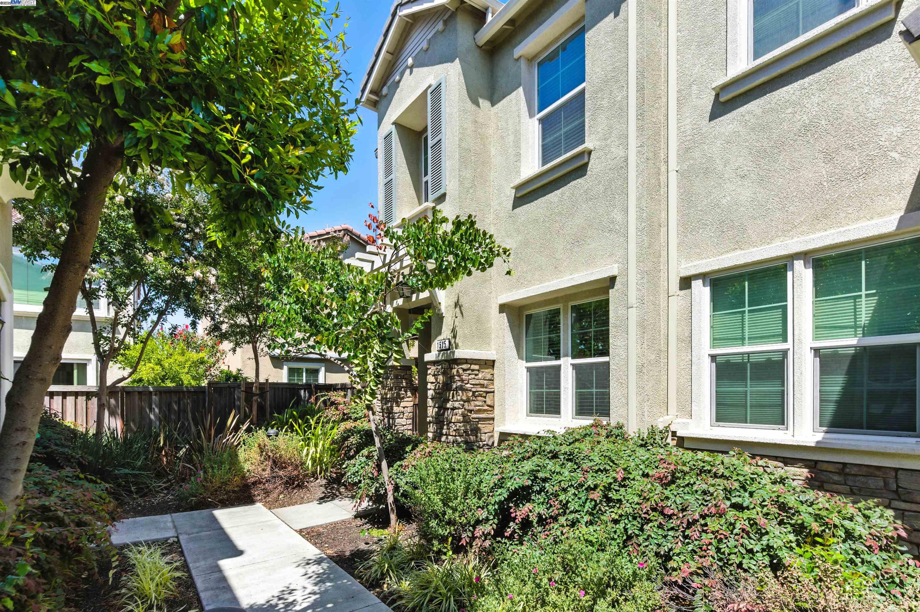 Photo #2: 41106508 Listing 