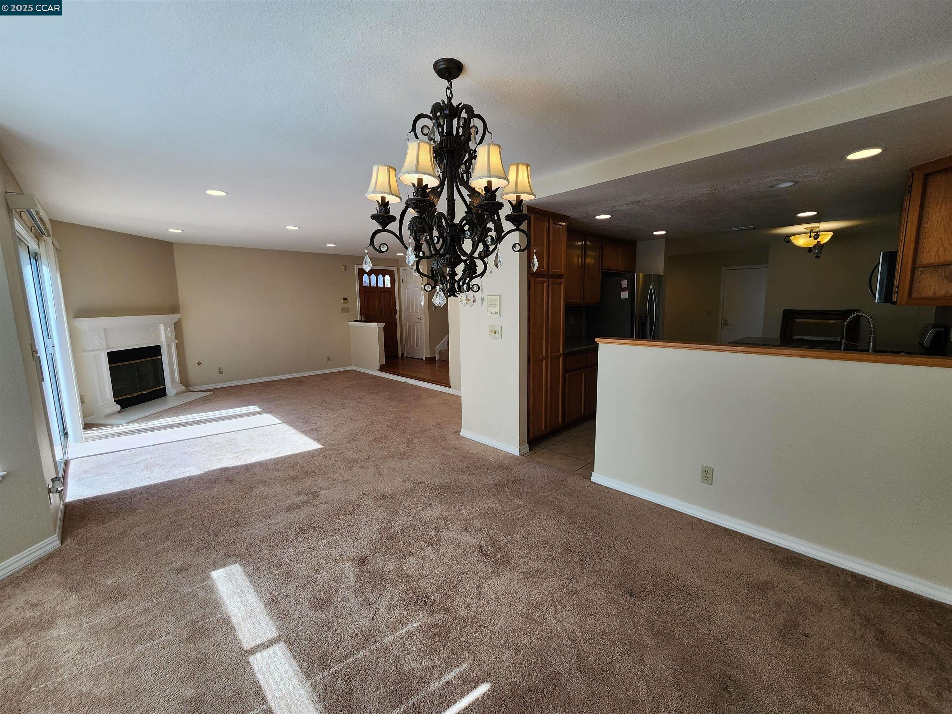 Detail Gallery Image 5 of 28 For 617 S Blackbrush Ln, San Ramon,  CA 94582 - 4 Beds | 2/1 Baths