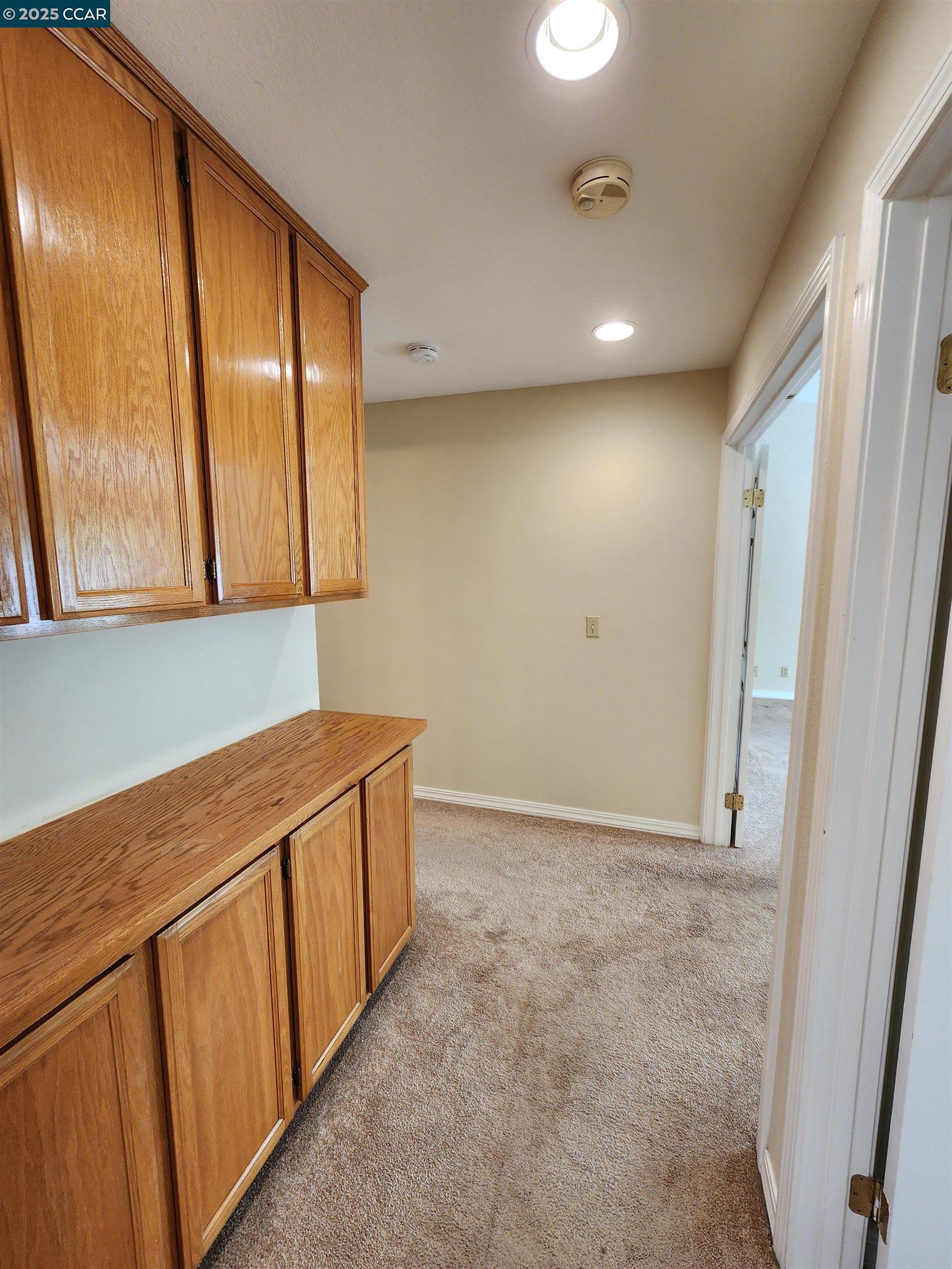 Detail Gallery Image 10 of 28 For 617 S Blackbrush Ln, San Ramon,  CA 94582 - 4 Beds | 2/1 Baths