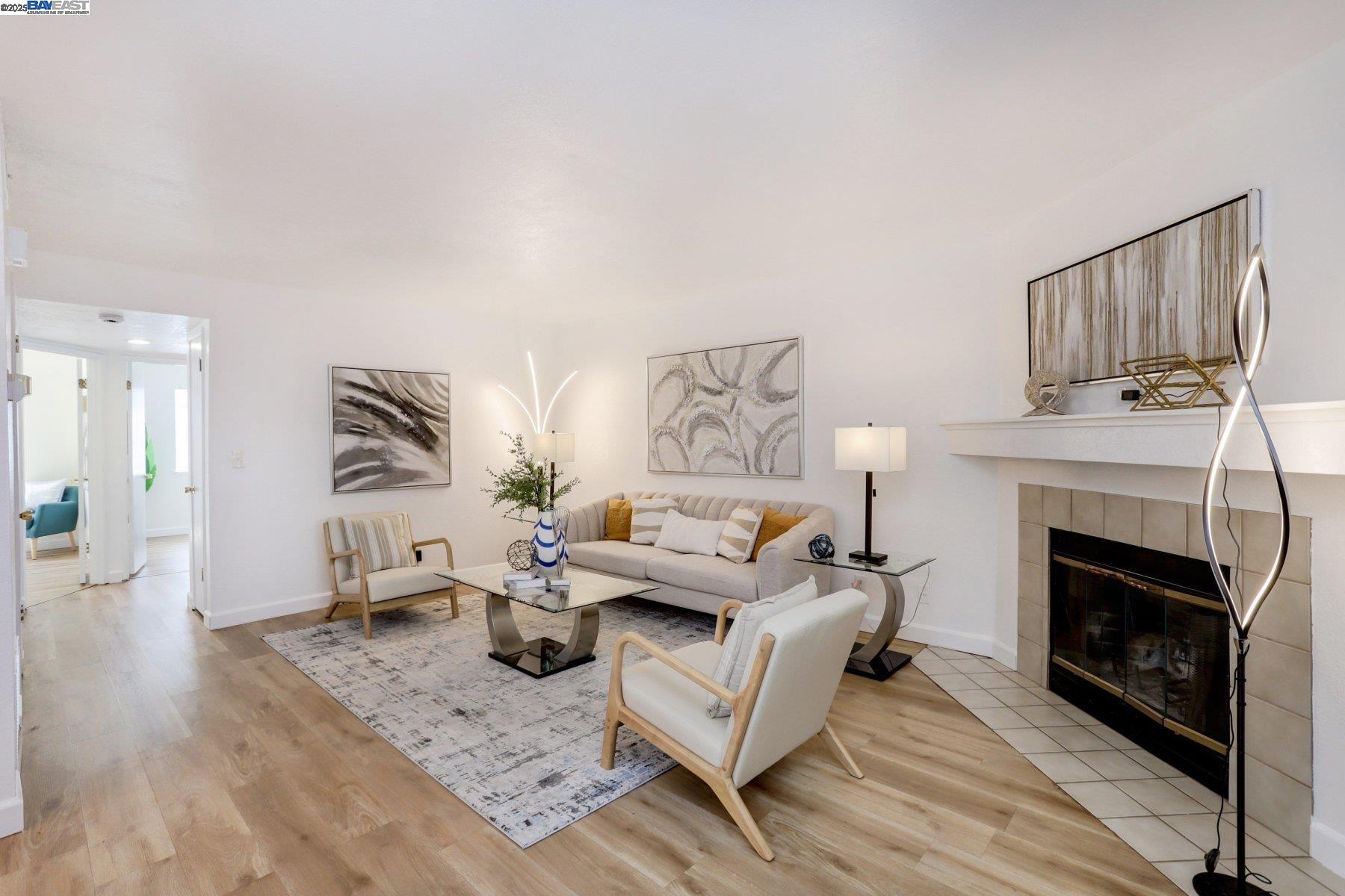 Photo #7: 41106513 Listing: Photo #7