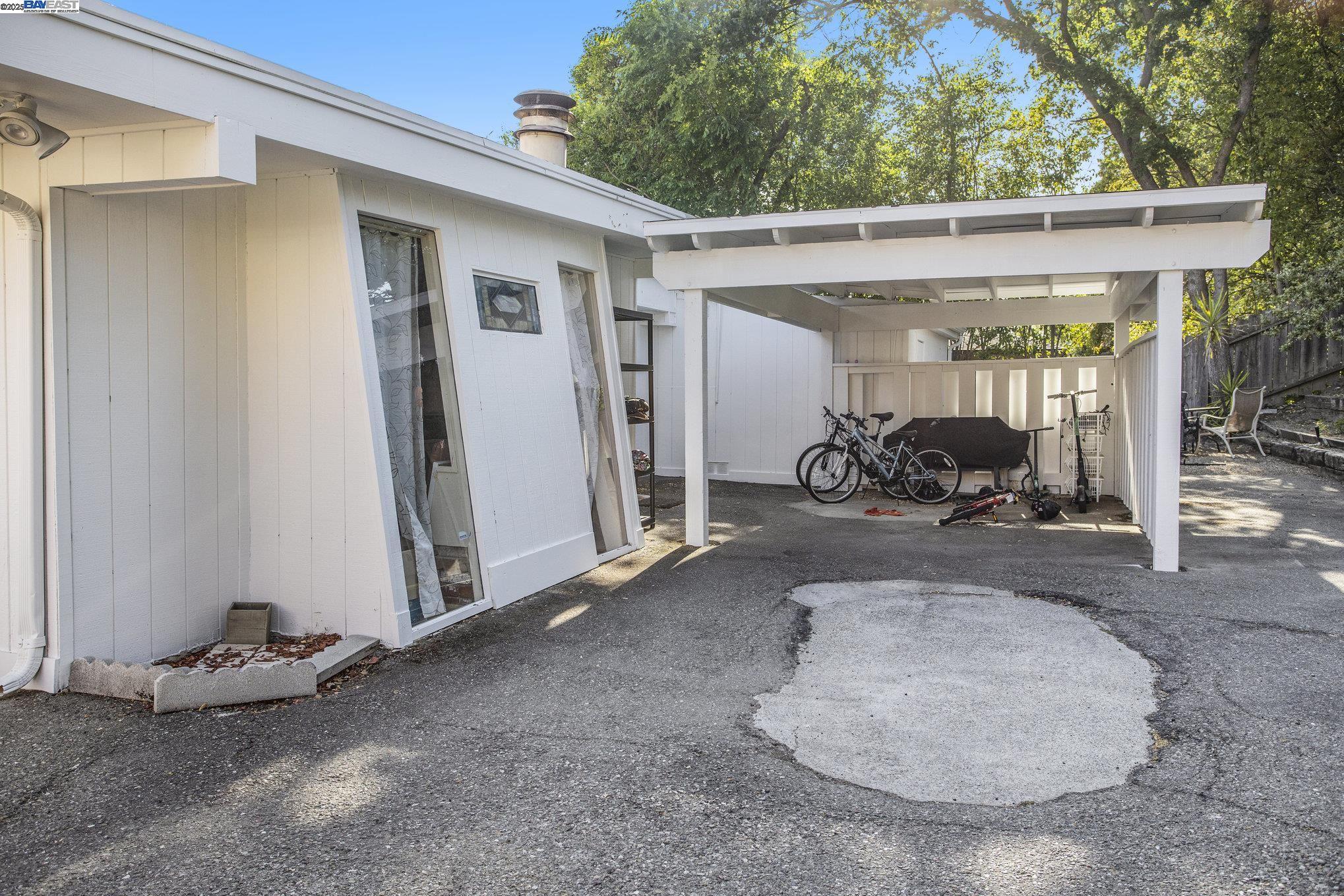 Detail Gallery Image 32 of 41 For 366 Ilo Ln, Danville,  CA 94526 - 4 Beds | 2/1 Baths
