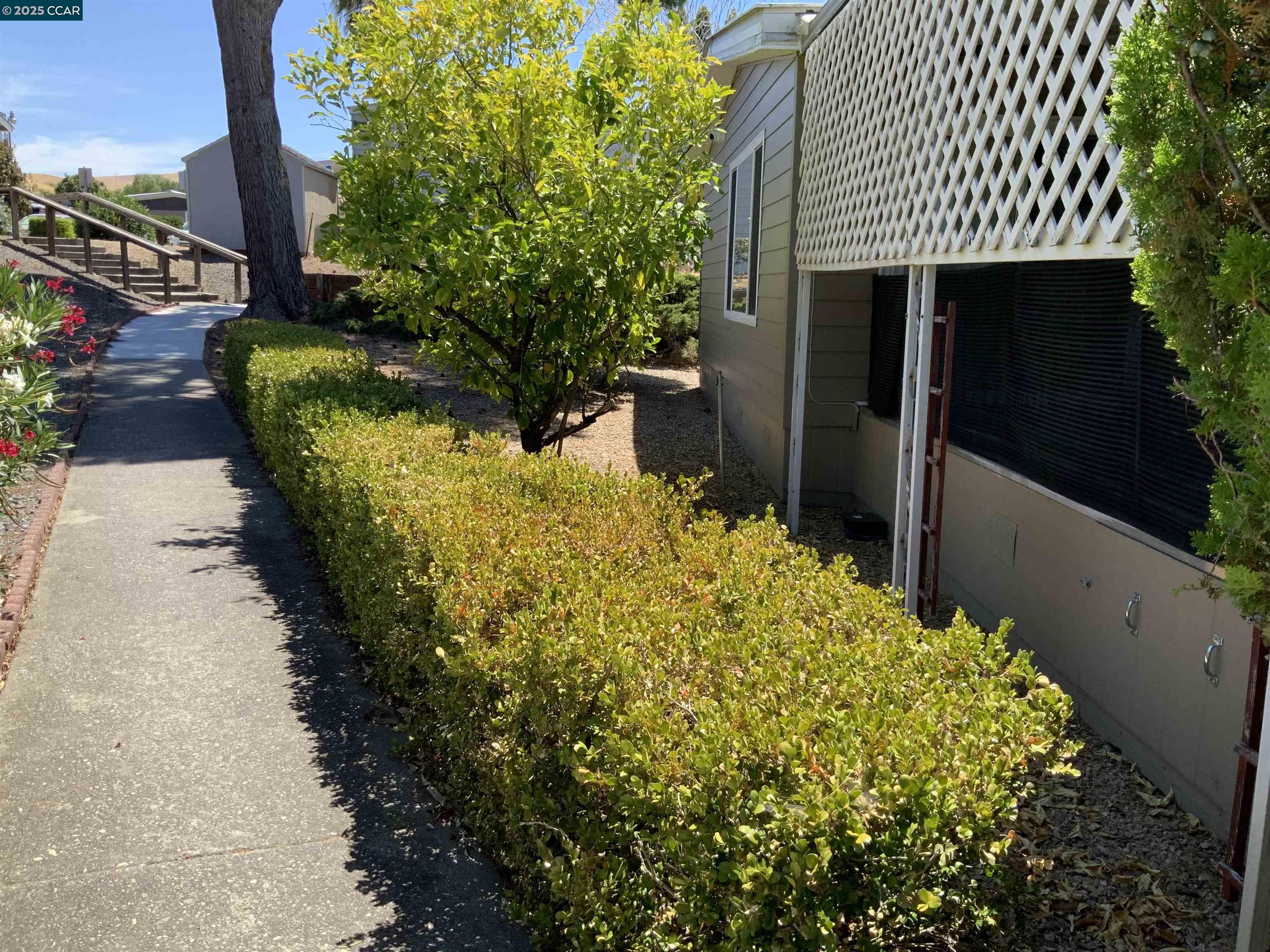 Detail Gallery Image 5 of 38 For 530 Michele Ct., Bay Point,  CA 94565-0000 - 2 Beds | 2 Baths