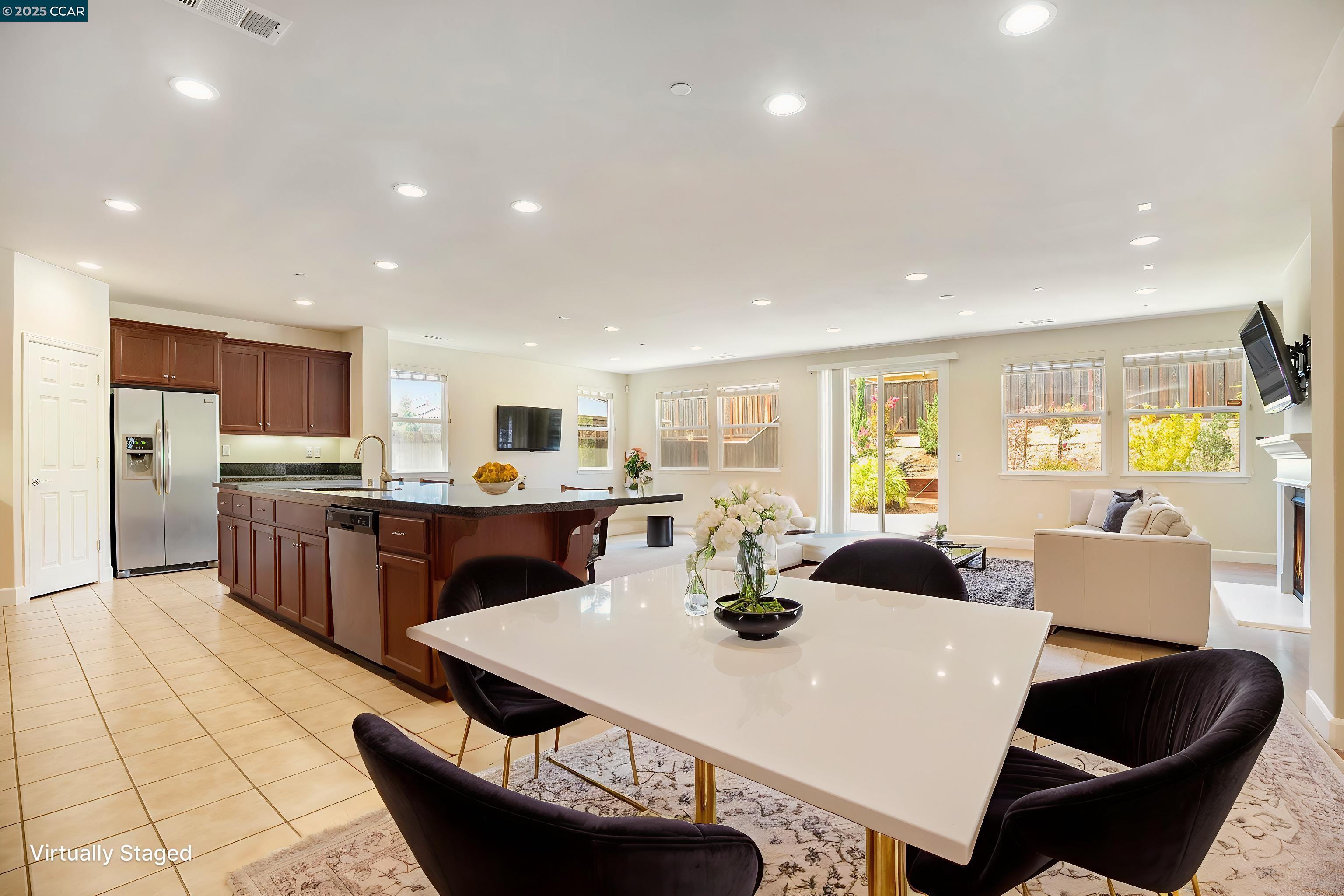 Detail Gallery Image 10 of 31 For 5476 Pinnacle View Way, Antioch,  CA 94531 - 4 Beds | 2 Baths