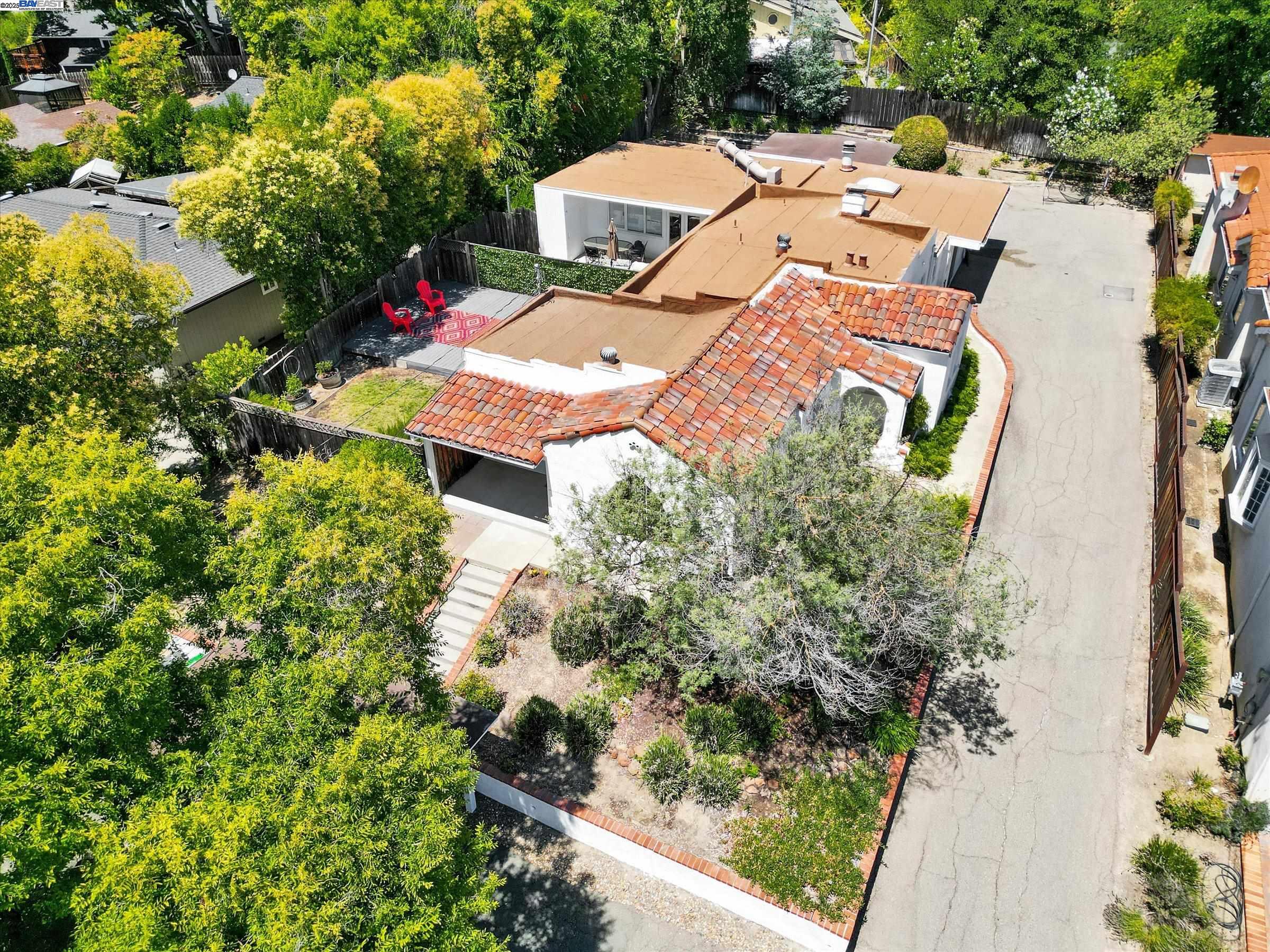 Detail Gallery Image 36 of 41 For 366 Ilo Ln, Danville,  CA 94526 - – Beds | – Baths