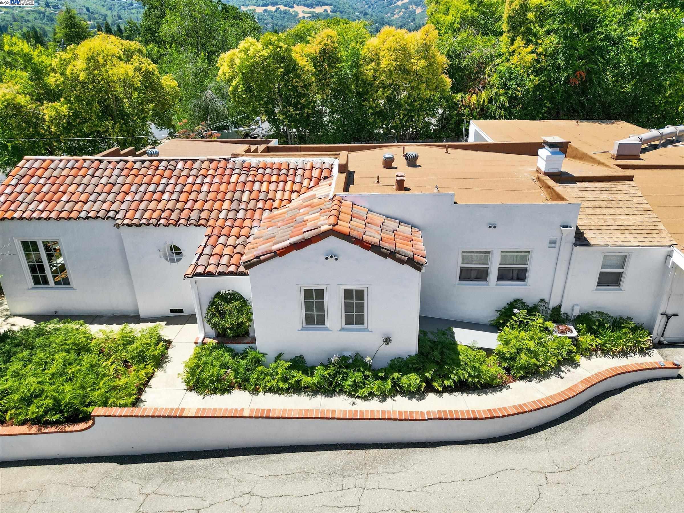 Detail Gallery Image 37 of 41 For 366 Ilo Ln, Danville,  CA 94526 - – Beds | – Baths