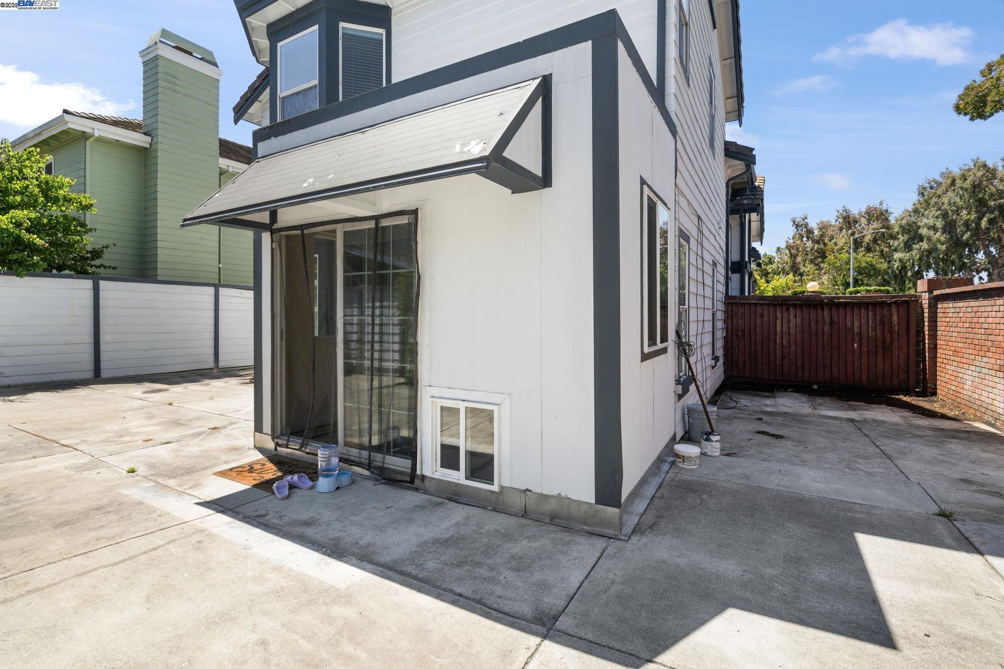 Detail Gallery Image 35 of 37 For 33228 Jamie Cir, Fremont,  CA 94555 - 4 Beds | 2/1 Baths