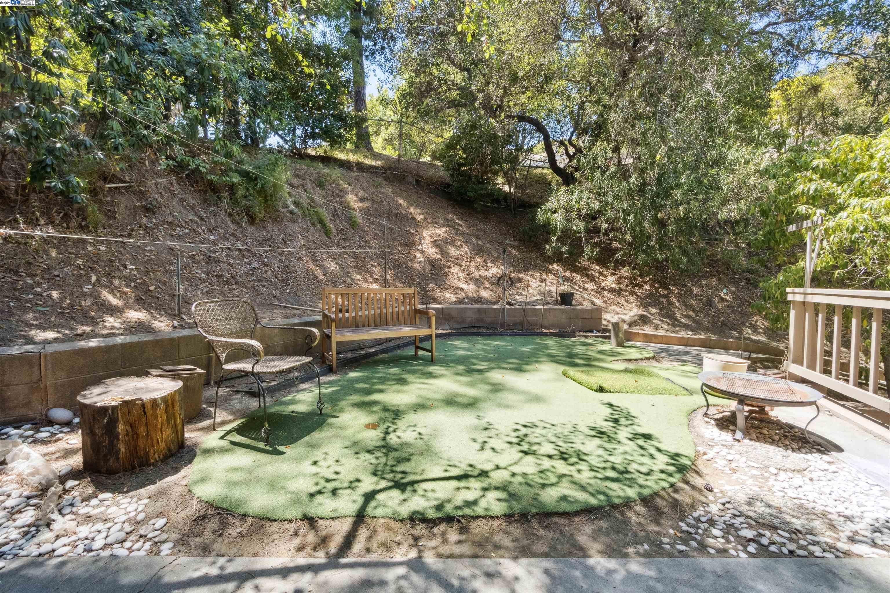 Detail Gallery Image 24 of 26 For 3065 Paddington Rd, Glendale,  CA 91206 - 3 Beds | 2/1 Baths