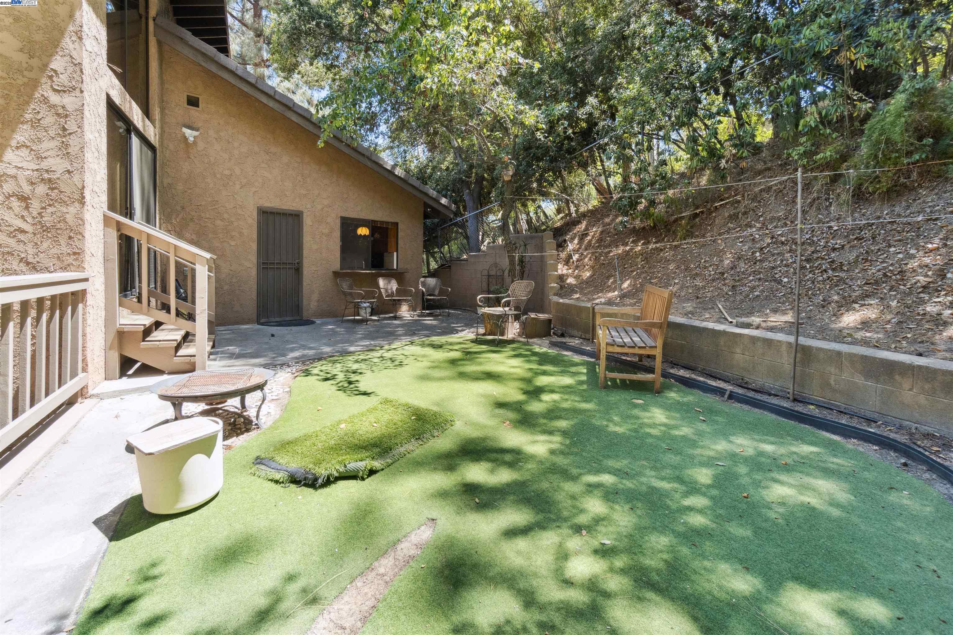 Detail Gallery Image 25 of 26 For 3065 Paddington Rd, Glendale,  CA 91206 - 3 Beds | 2/1 Baths