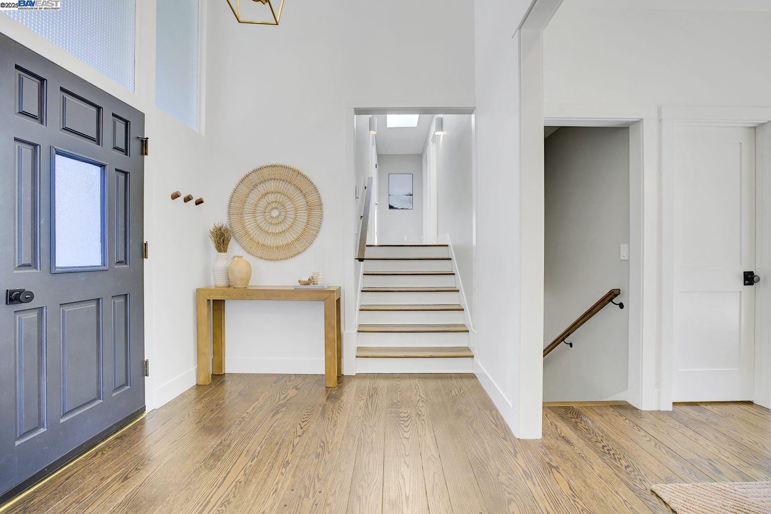 Detail Gallery Image 7 of 55 For 382 Castello Rd, Lafayette,  CA 94549 - 3 Beds | 2/1 Baths