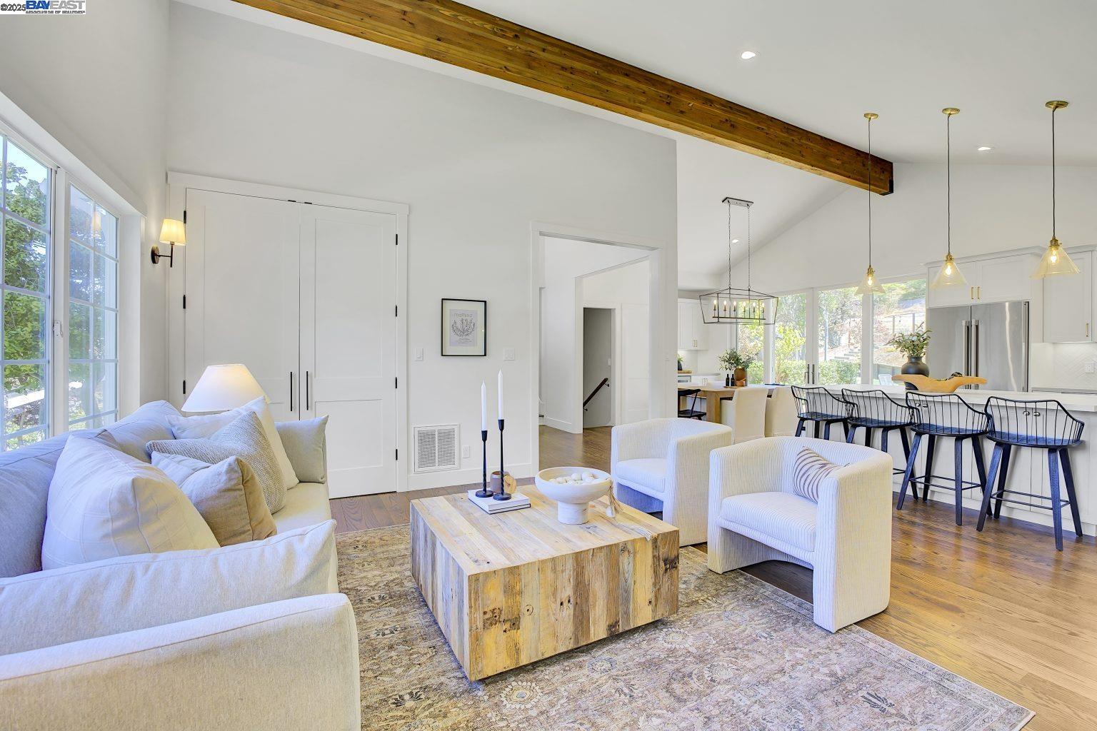 Detail Gallery Image 9 of 55 For 382 Castello Rd, Lafayette,  CA 94549 - 3 Beds | 2/1 Baths