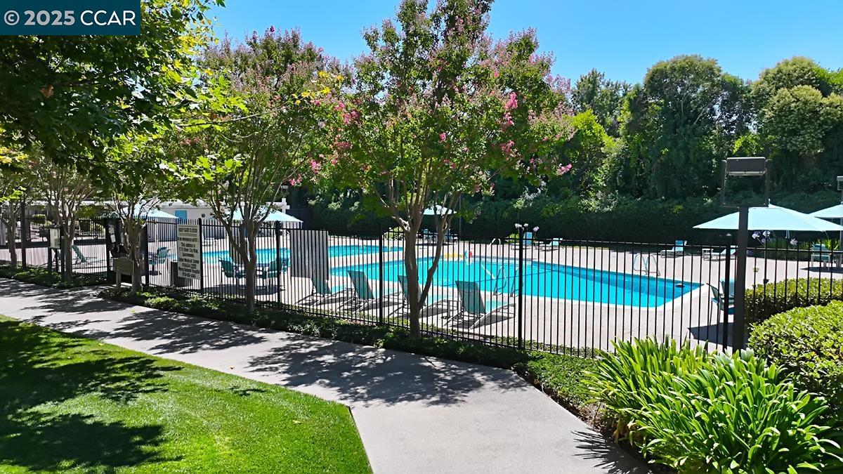 Detail Gallery Image 33 of 39 For 50 Chief #50 CHIEF CT,  Sacramento,  CA 95833 - 3 Beds | 2 Baths