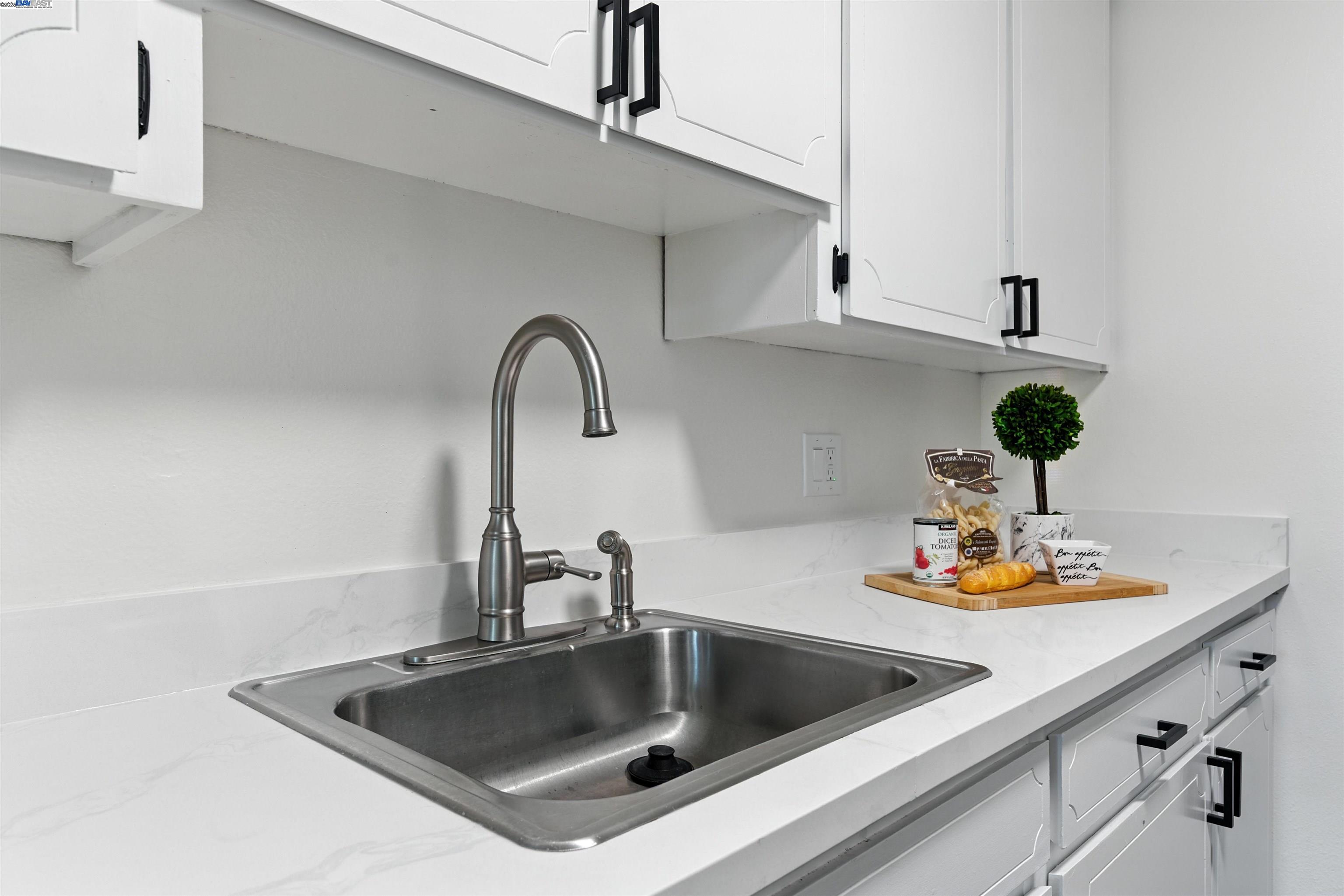 Detail Gallery Image 13 of 31 For 764 Sequoia Blvd, Tracy,  CA 95376 - 2 Beds | 1 Baths