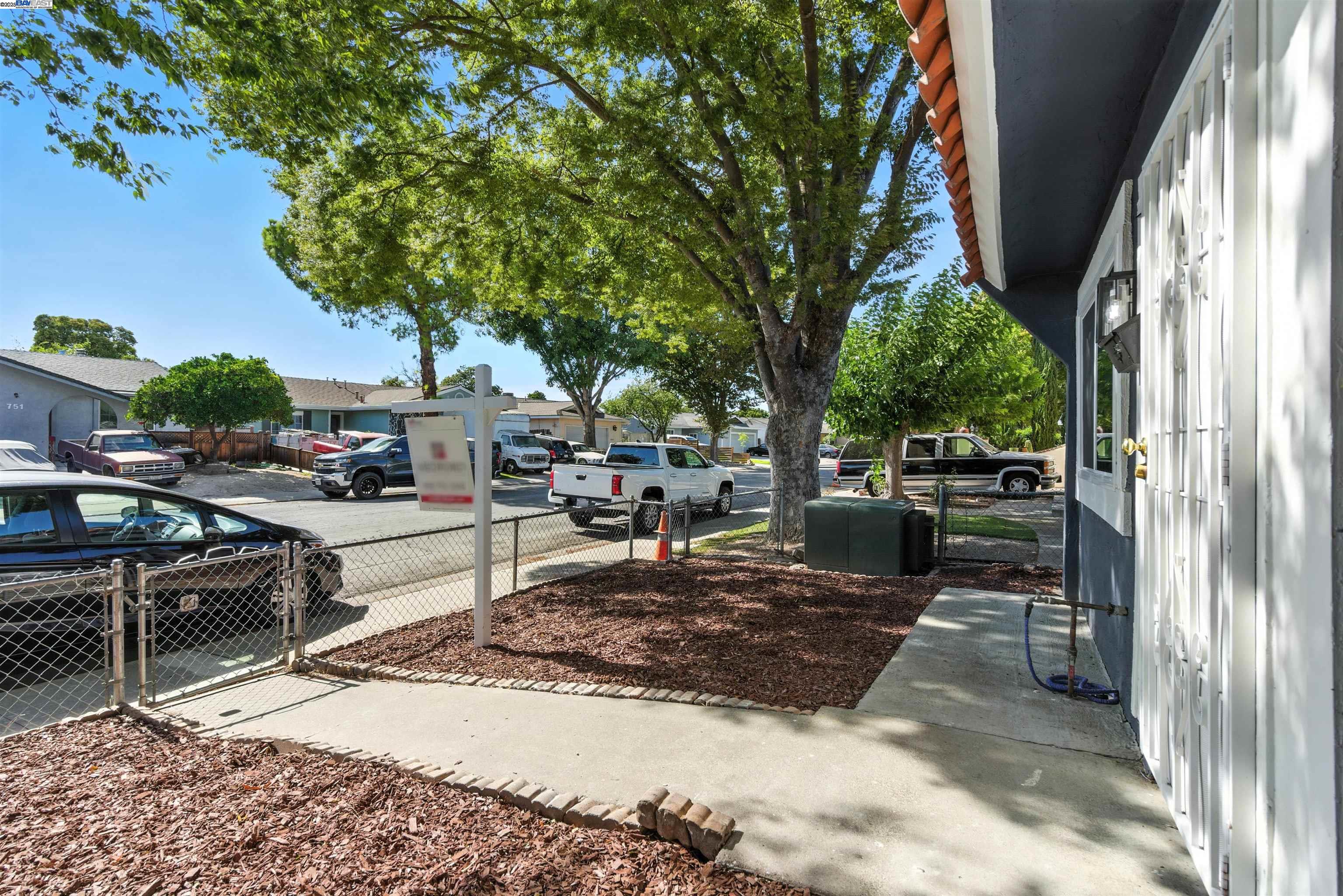 Detail Gallery Image 29 of 31 For 764 Sequoia Blvd, Tracy,  CA 95376 - 2 Beds | 1 Baths