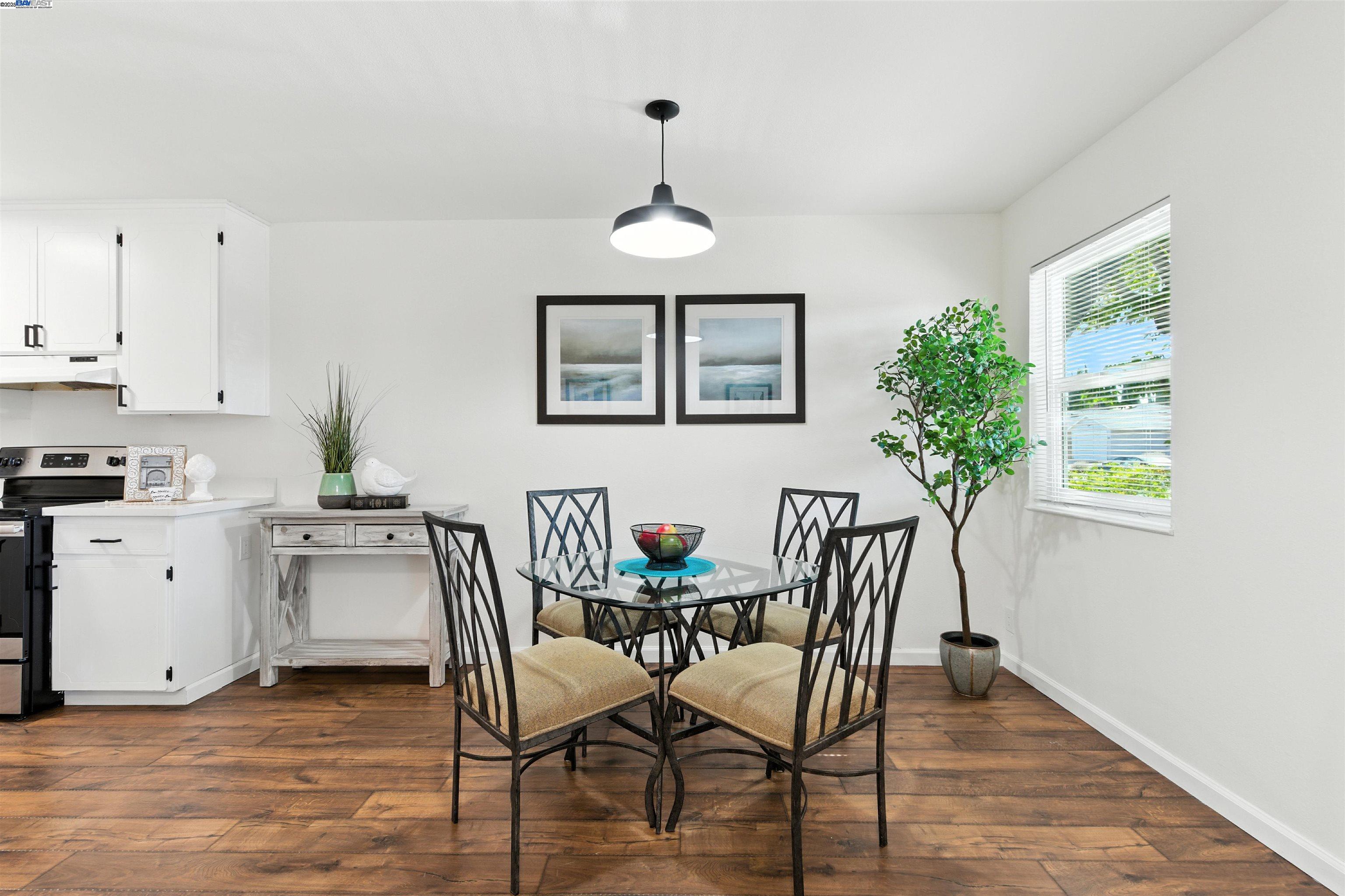 Detail Gallery Image 8 of 31 For 764 Sequoia Blvd, Tracy,  CA 95376 - 2 Beds | 1 Baths