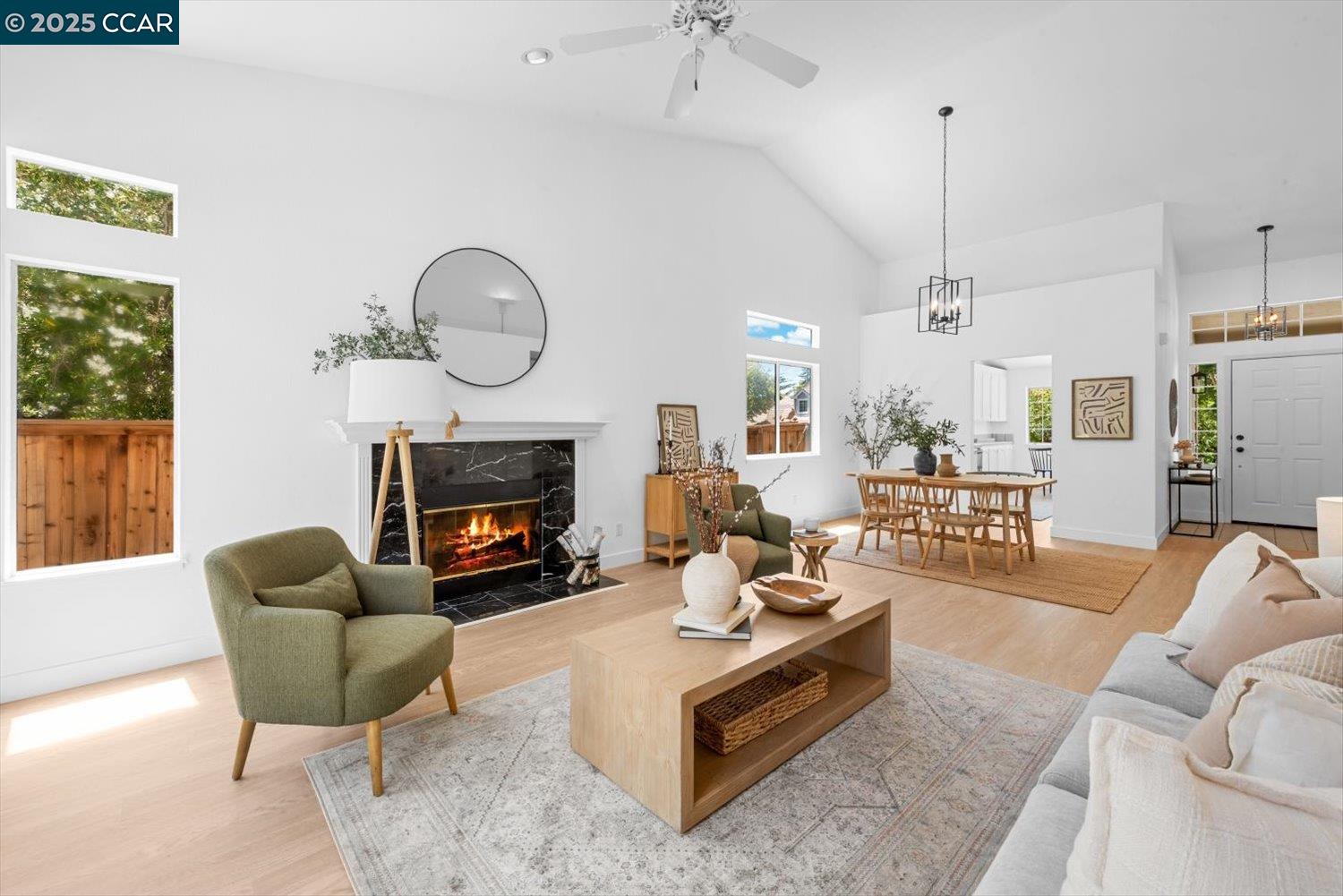 Detail Gallery Image 8 of 59 For 1731 Indian Wells Way, Clayton,  CA 94517 - 2 Beds | 2 Baths