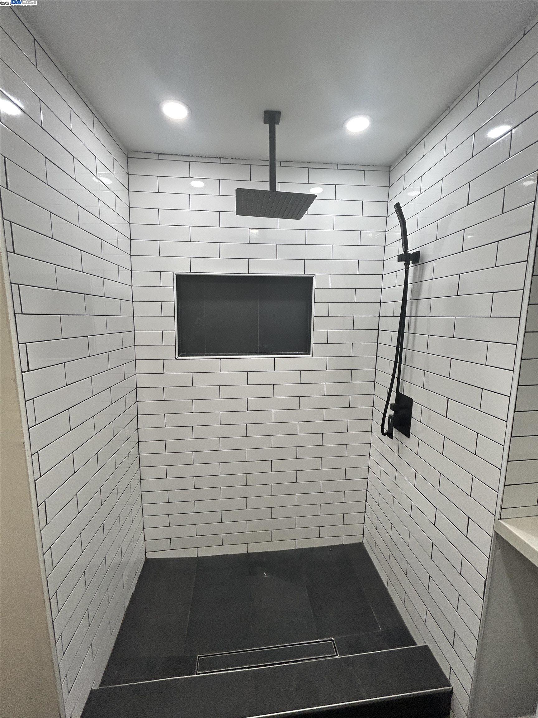 Detail Gallery Image 9 of 13 For 621 Bounty, Bay Point,  CA 94565 - 2 Beds | 1 Baths