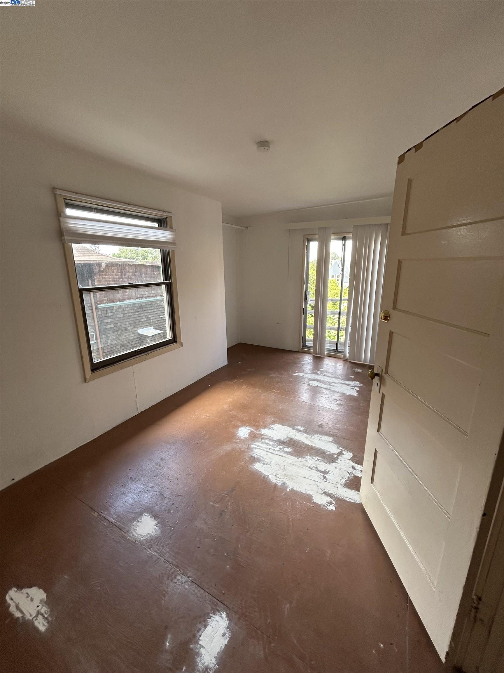 2670 Parker St, Berkeley, California 94704, 6 Bedrooms Bedrooms, 10 Rooms Rooms,3 BathroomsBathrooms,Residential,For Sale,2670 Parker St,41106539