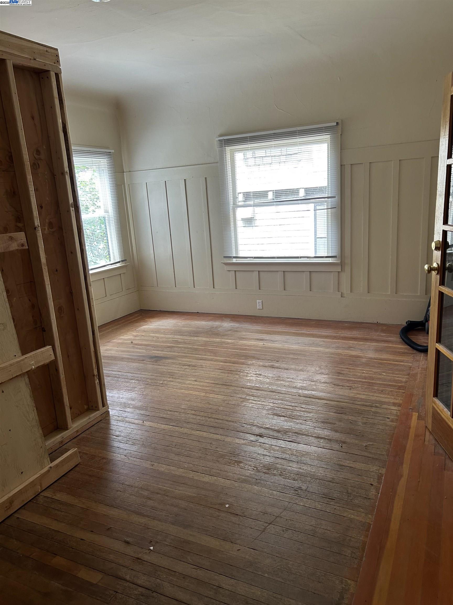 2670 Parker St, Berkeley, California 94704, 6 Bedrooms Bedrooms, 10 Rooms Rooms,3 BathroomsBathrooms,Residential,For Sale,2670 Parker St,41106539