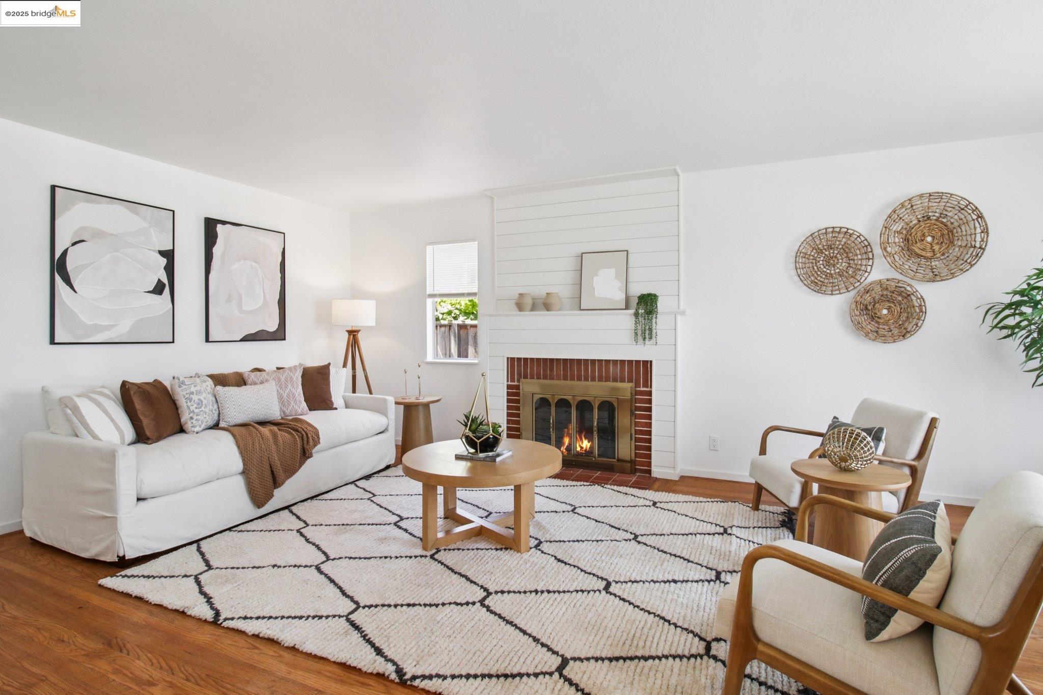 1881 Dolly Ave, San Leandro, California 94577, 3 Bedrooms Bedrooms, 6 Rooms Rooms,1 BathroomBathrooms,Residential,For Sale,1881 Dolly Ave,41106540