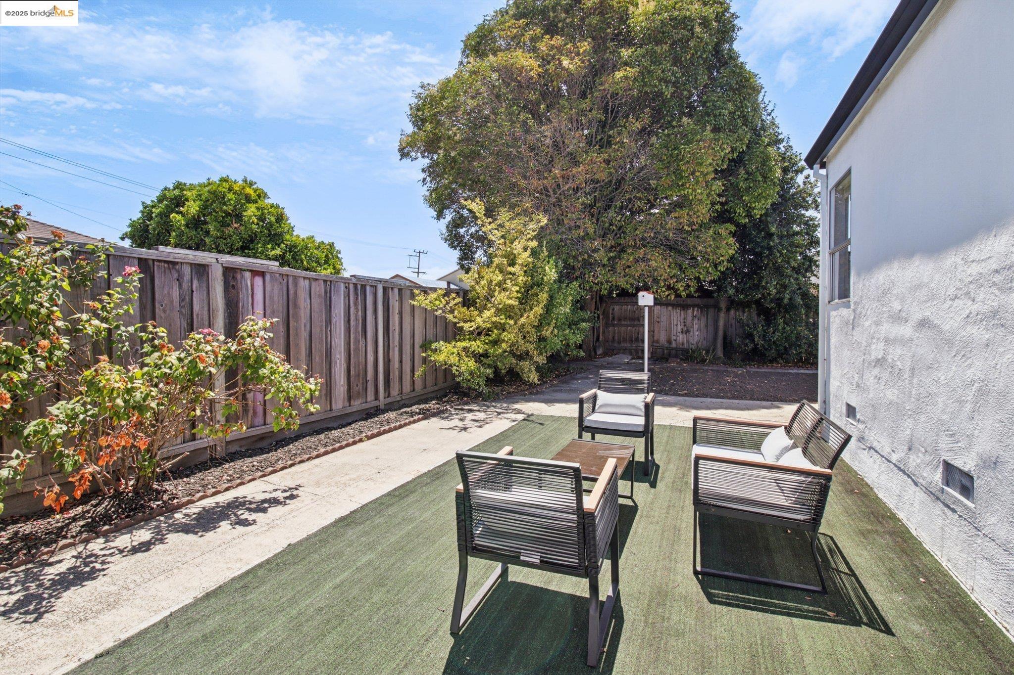 1881 Dolly Ave, San Leandro, California 94577, 3 Bedrooms Bedrooms, 6 Rooms Rooms,1 BathroomBathrooms,Residential,For Sale,1881 Dolly Ave,41106540