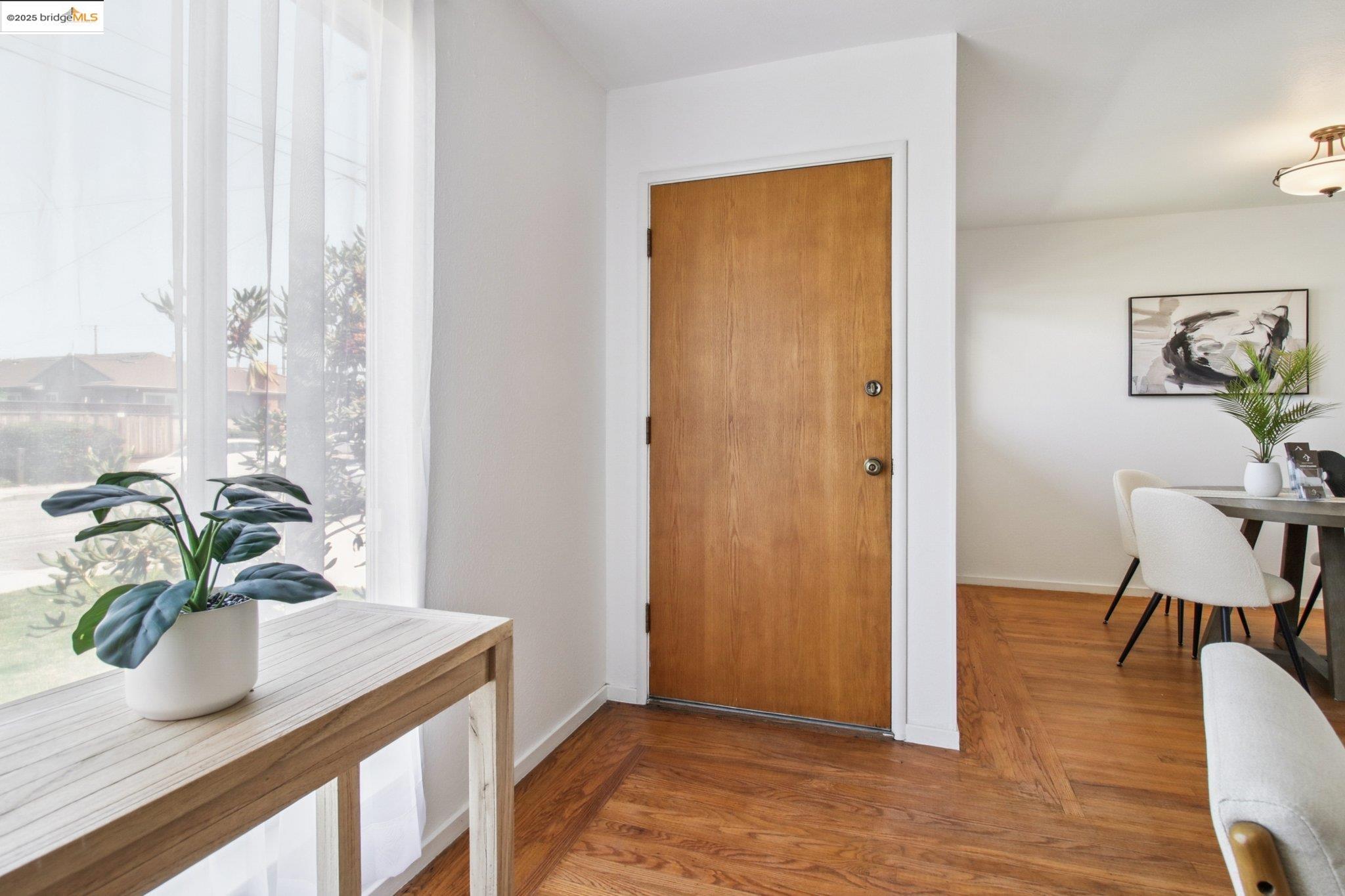 1881 Dolly Ave, San Leandro, California 94577, 3 Bedrooms Bedrooms, 6 Rooms Rooms,1 BathroomBathrooms,Residential,For Sale,1881 Dolly Ave,41106540