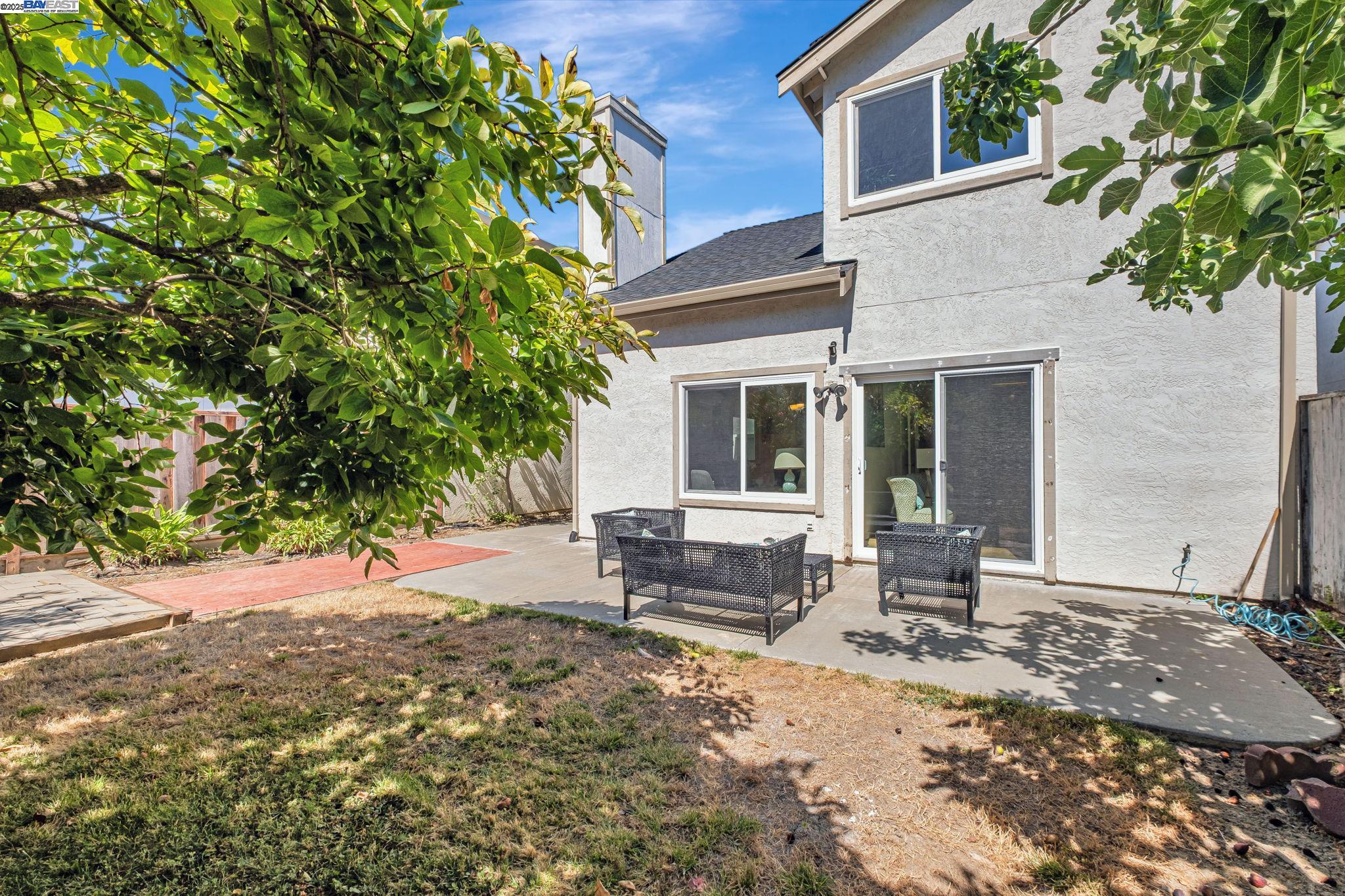 4834 Garnet Cmn, Fremont, California 94555, 4 Bedrooms Bedrooms, 7 Rooms Rooms,2 BathroomsBathrooms,Residential,For Sale,4834 Garnet Cmn,41106542