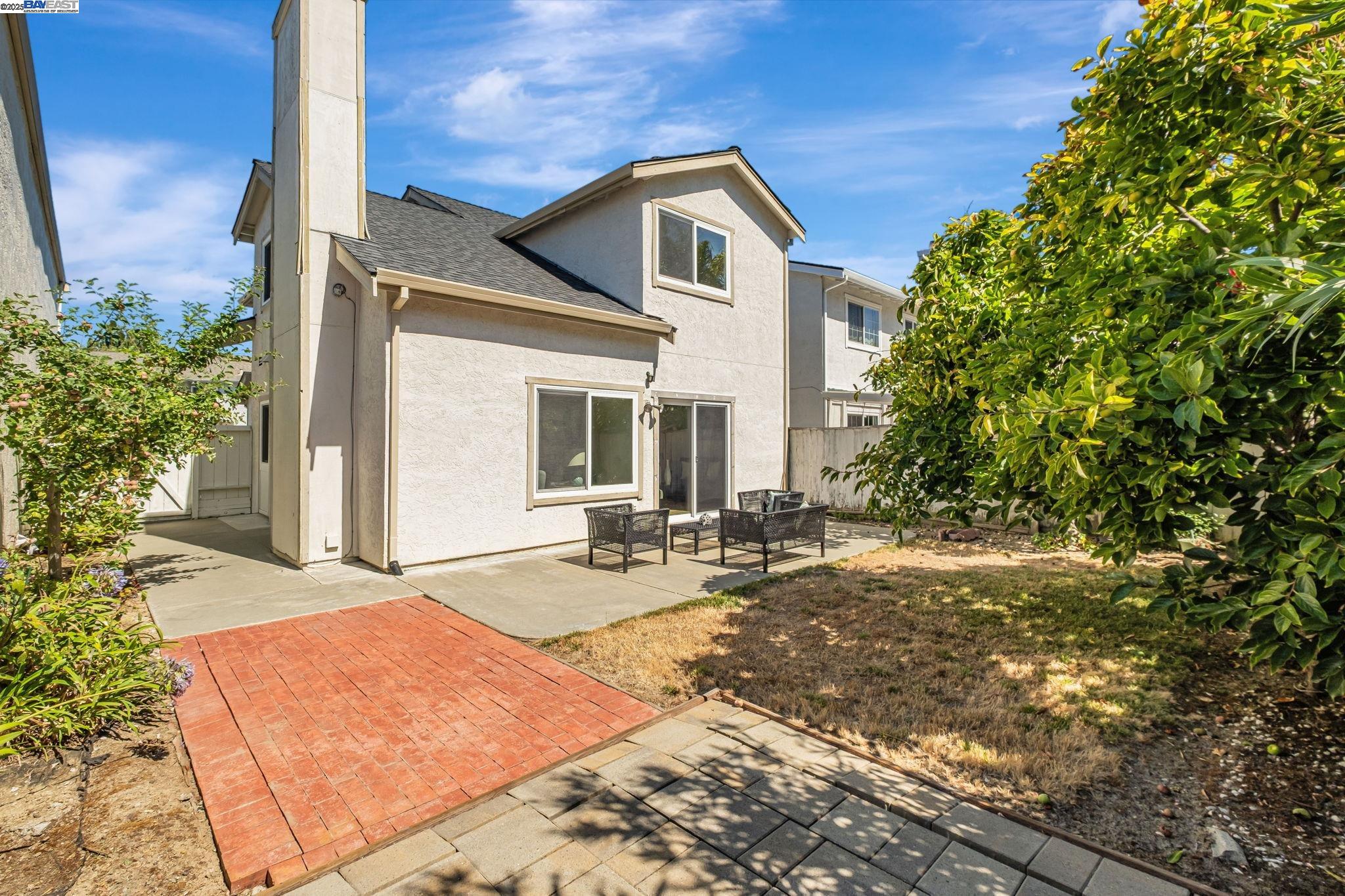 4834 Garnet Cmn, Fremont, California 94555, 4 Bedrooms Bedrooms, 7 Rooms Rooms,2 BathroomsBathrooms,Residential,For Sale,4834 Garnet Cmn,41106542