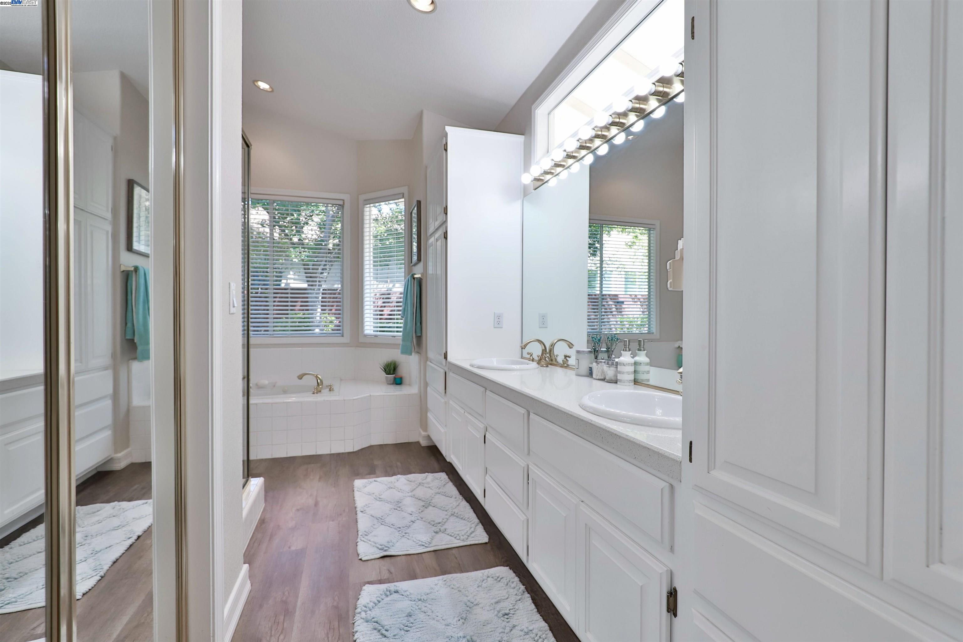 6113 Fountaindale Way, Carmichael, California 95608, 4 Bedrooms Bedrooms, 7 Rooms Rooms,2 BathroomsBathrooms,Residential,For Sale,6113 Fountaindale Way,41106543