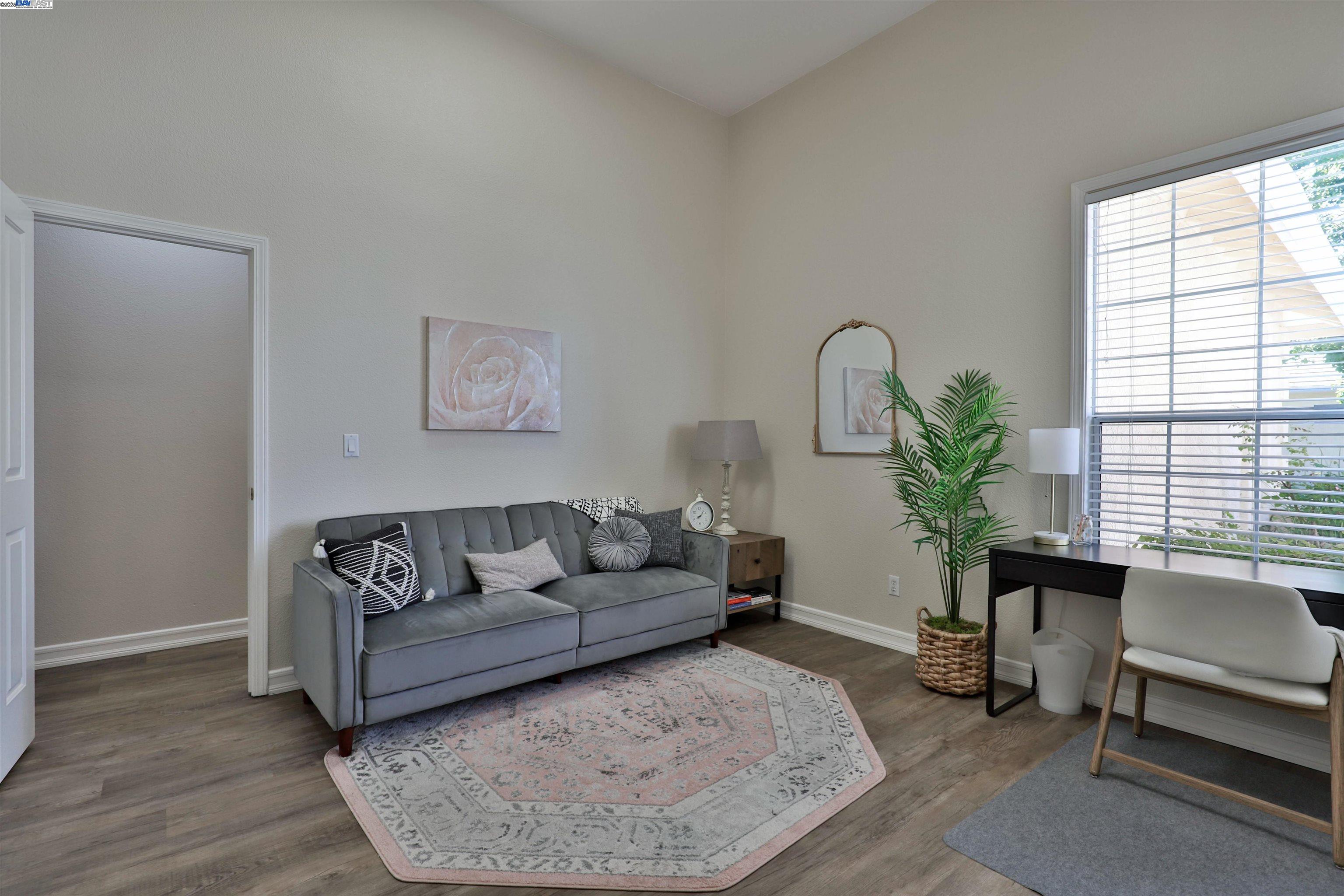 6113 Fountaindale Way, Carmichael, California 95608, 4 Bedrooms Bedrooms, 7 Rooms Rooms,2 BathroomsBathrooms,Residential,For Sale,6113 Fountaindale Way,41106543