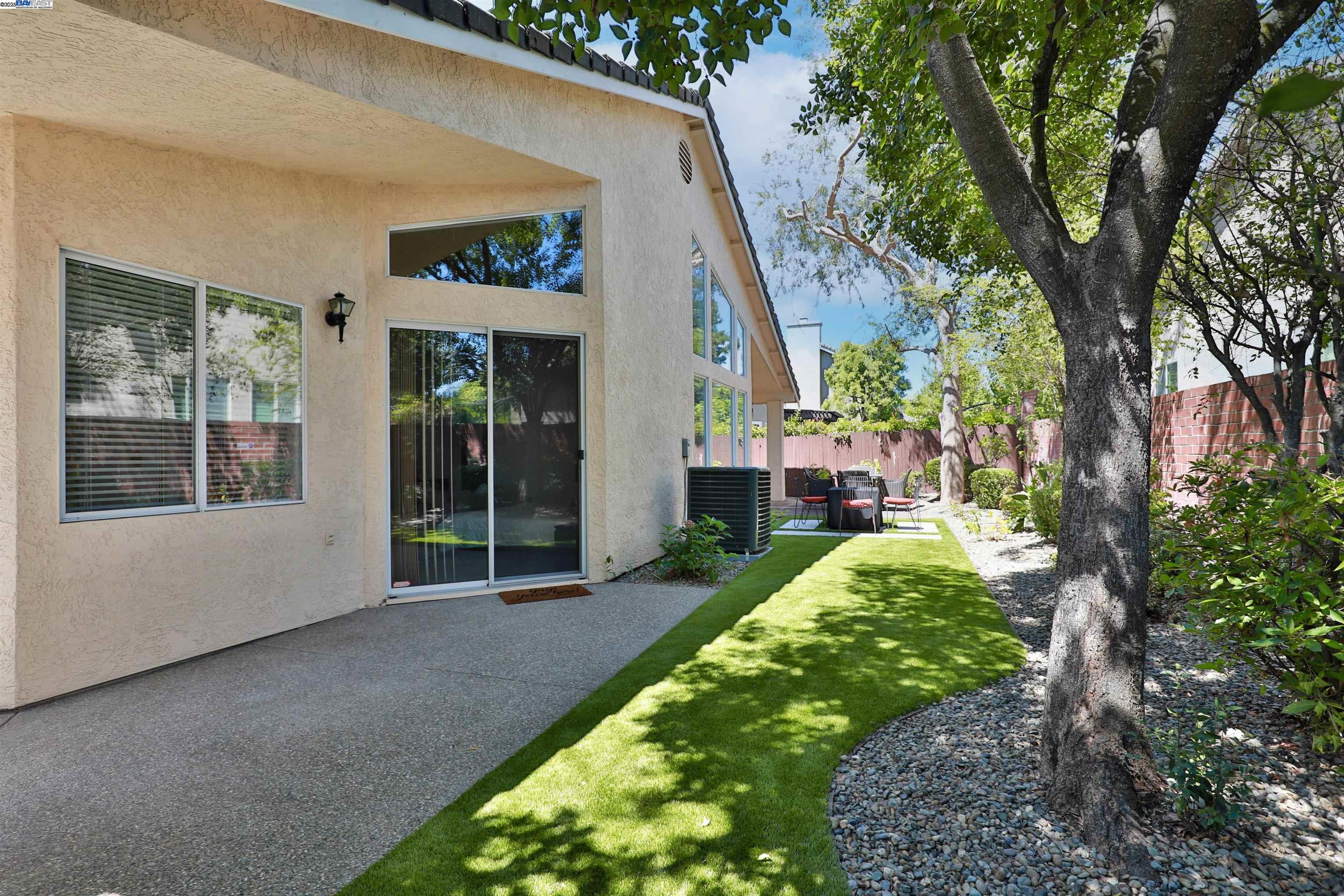 6113 Fountaindale Way, Carmichael, California 95608, 4 Bedrooms Bedrooms, 7 Rooms Rooms,2 BathroomsBathrooms,Residential,For Sale,6113 Fountaindale Way,41106543