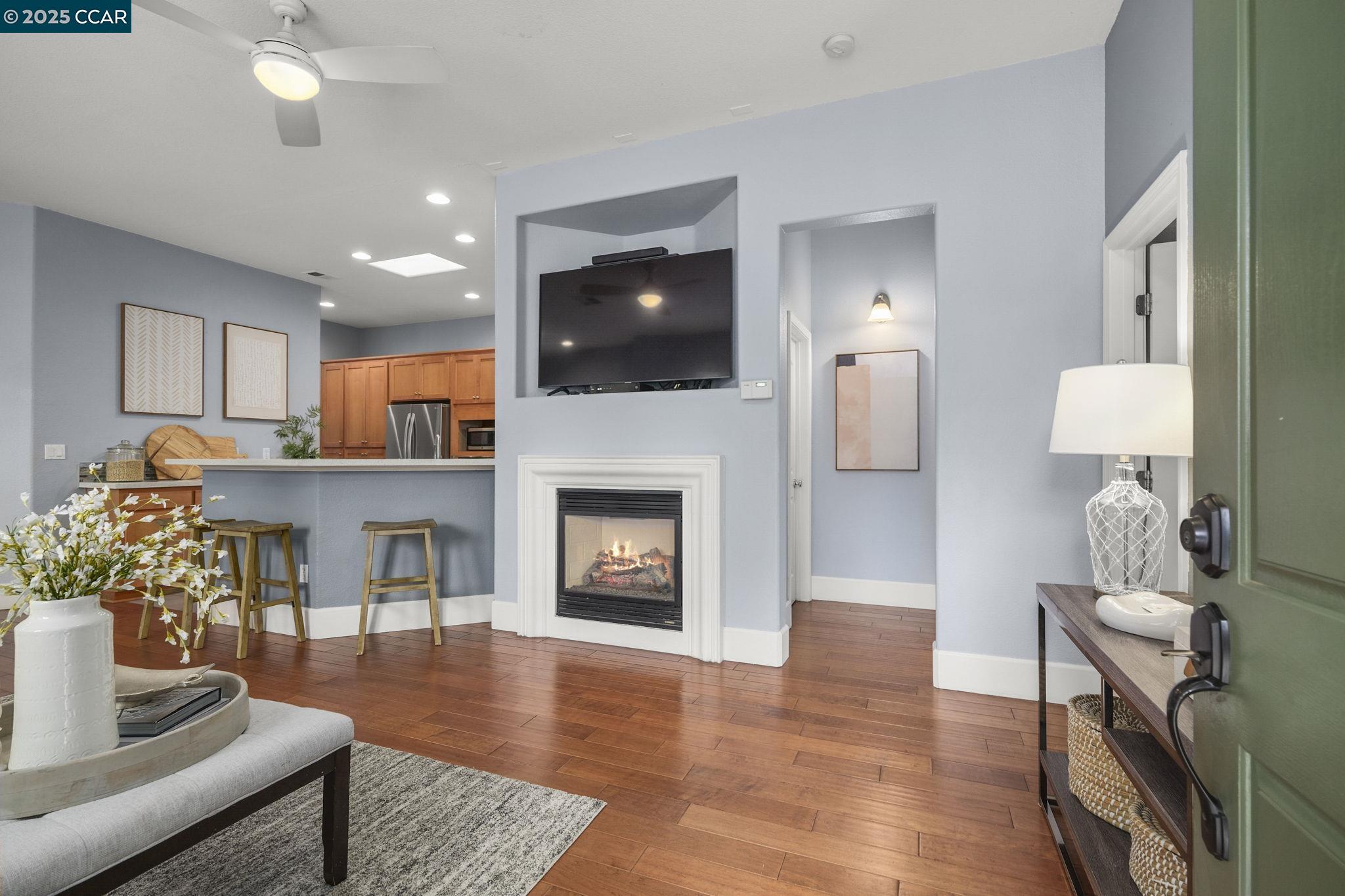 Photo #3: 41106544 Listing 