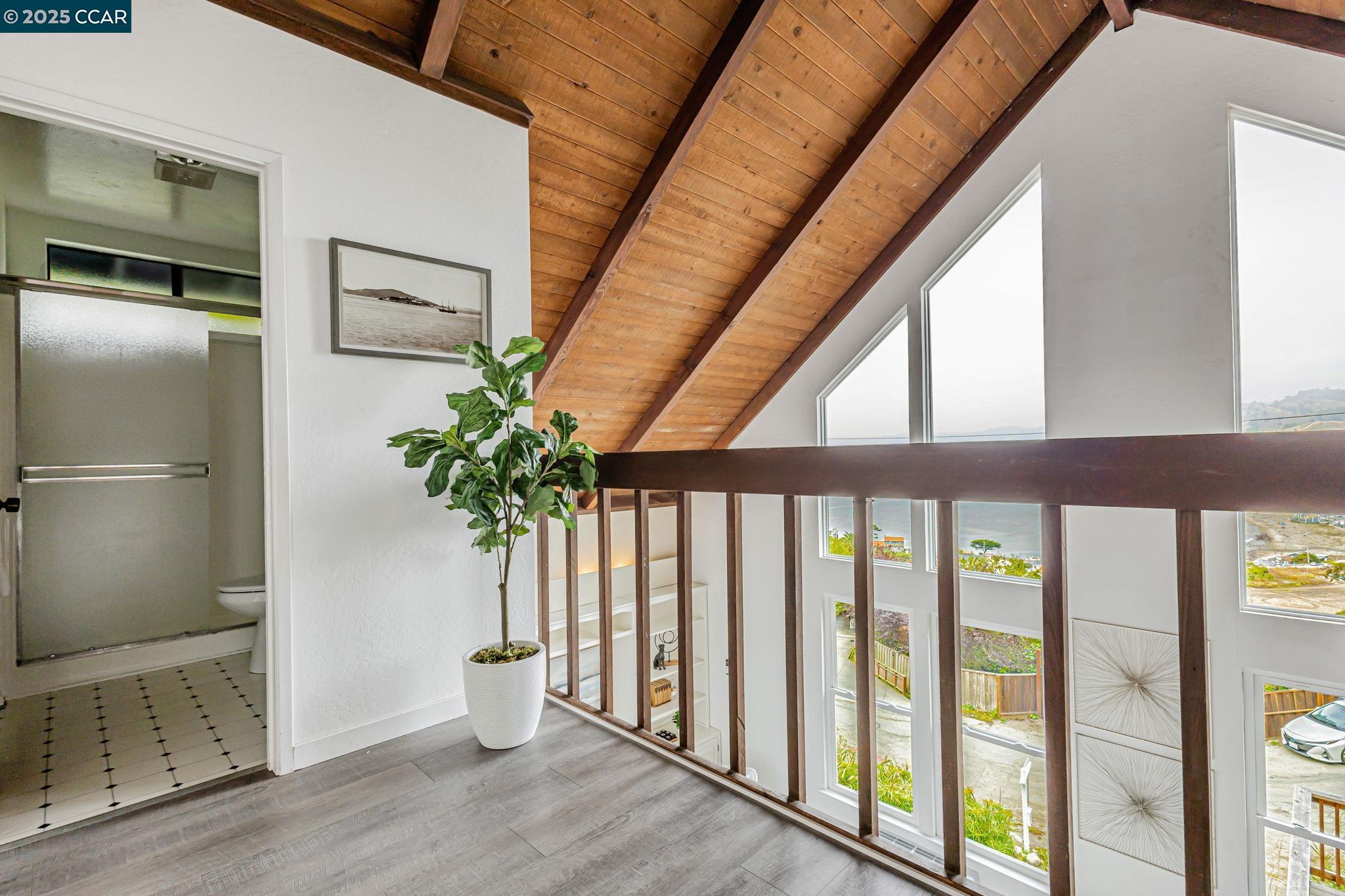 Detail Gallery Image 22 of 38 For 290 Olympian Way, Pacifica,  CA 94044 - 2 Beds | 2 Baths