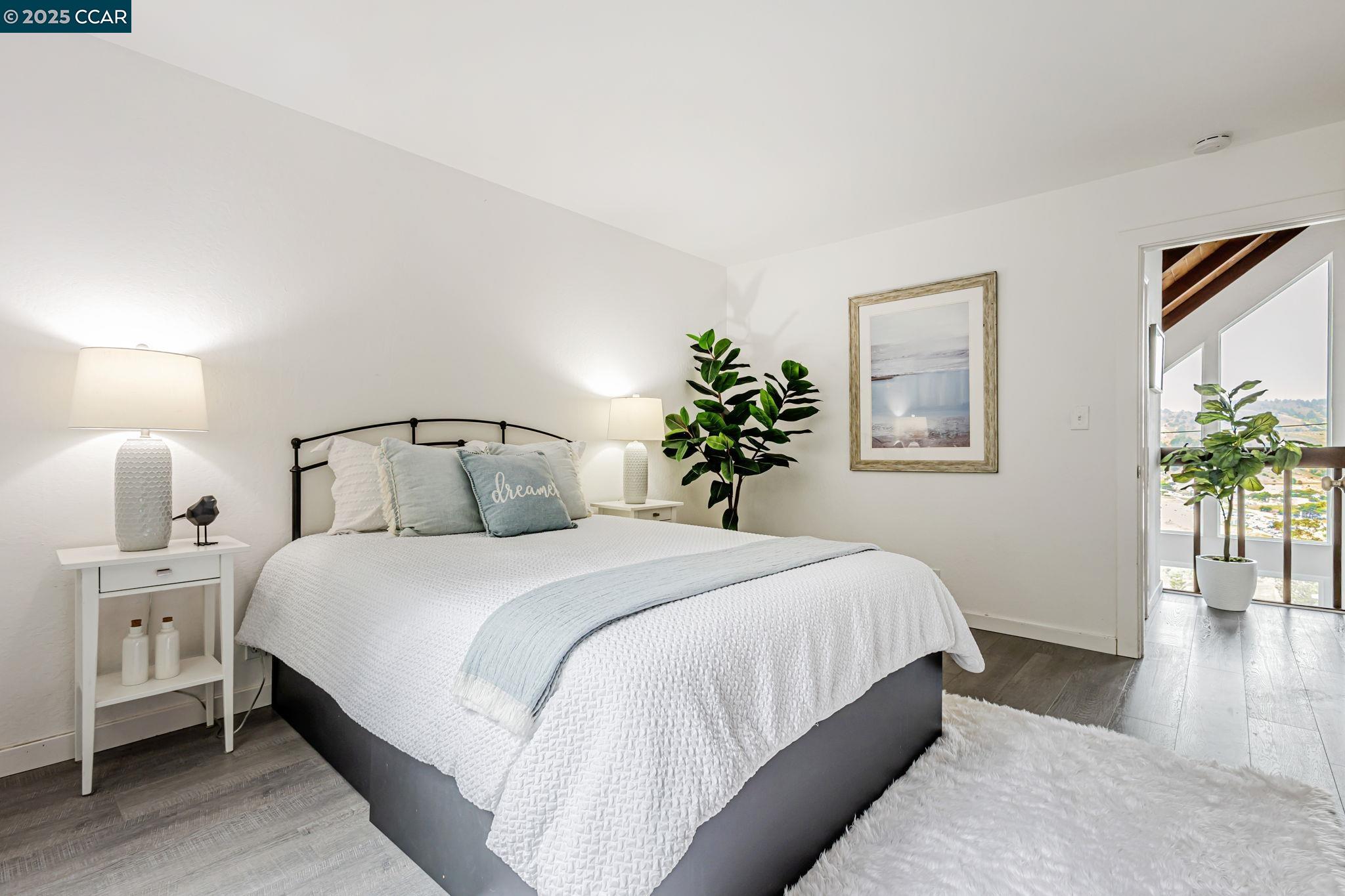 Detail Gallery Image 25 of 38 For 290 Olympian Way, Pacifica,  CA 94044 - 2 Beds | 2 Baths